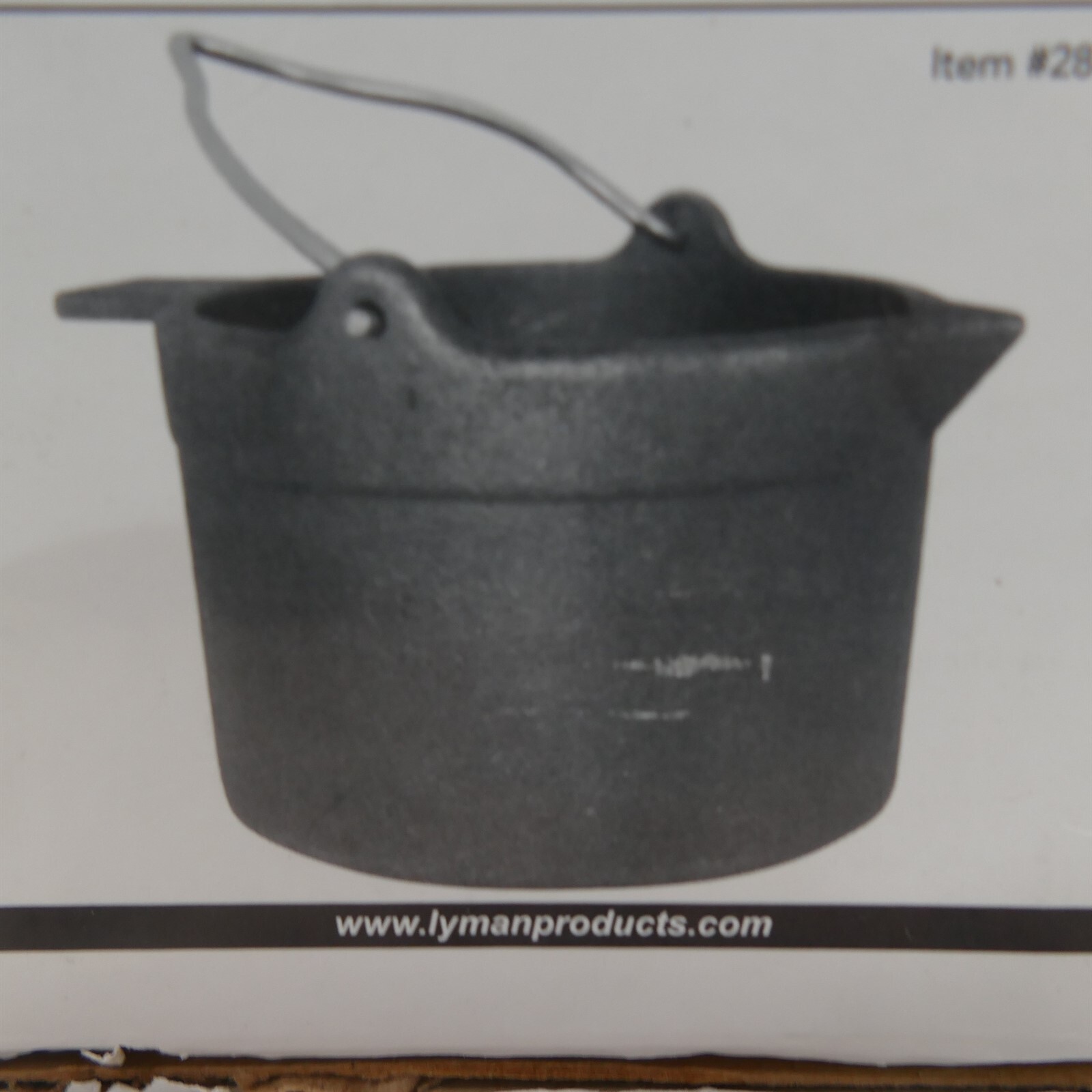 Lyman 10lb. Cast Iron Lead Pot Convenient Pour Spout Item #2867795 ~ NIB