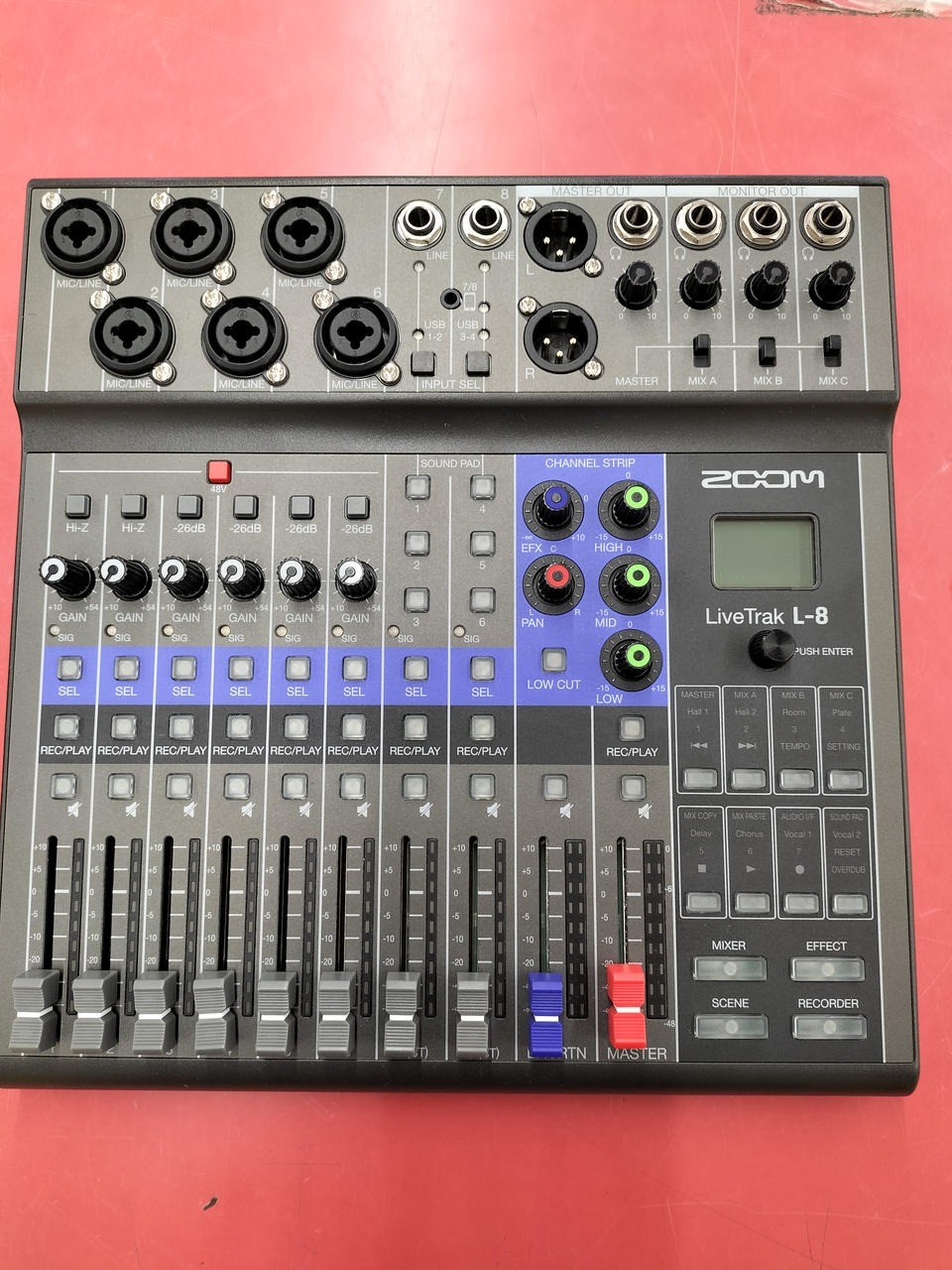 ZOOM LiveTrak L-8 Digital Mixer Recorder 8-Channel USB Audio Interface w/ Case
