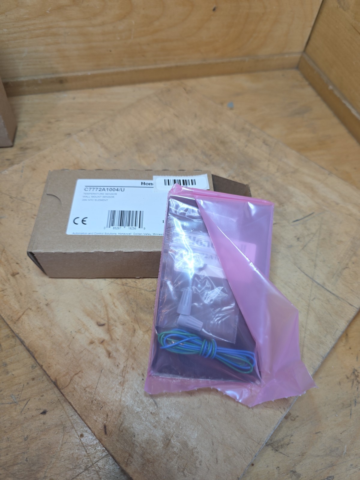 Honeywell C7772A1004/U Wall Mount Temperature Sensor 20K NTC Brown Corded