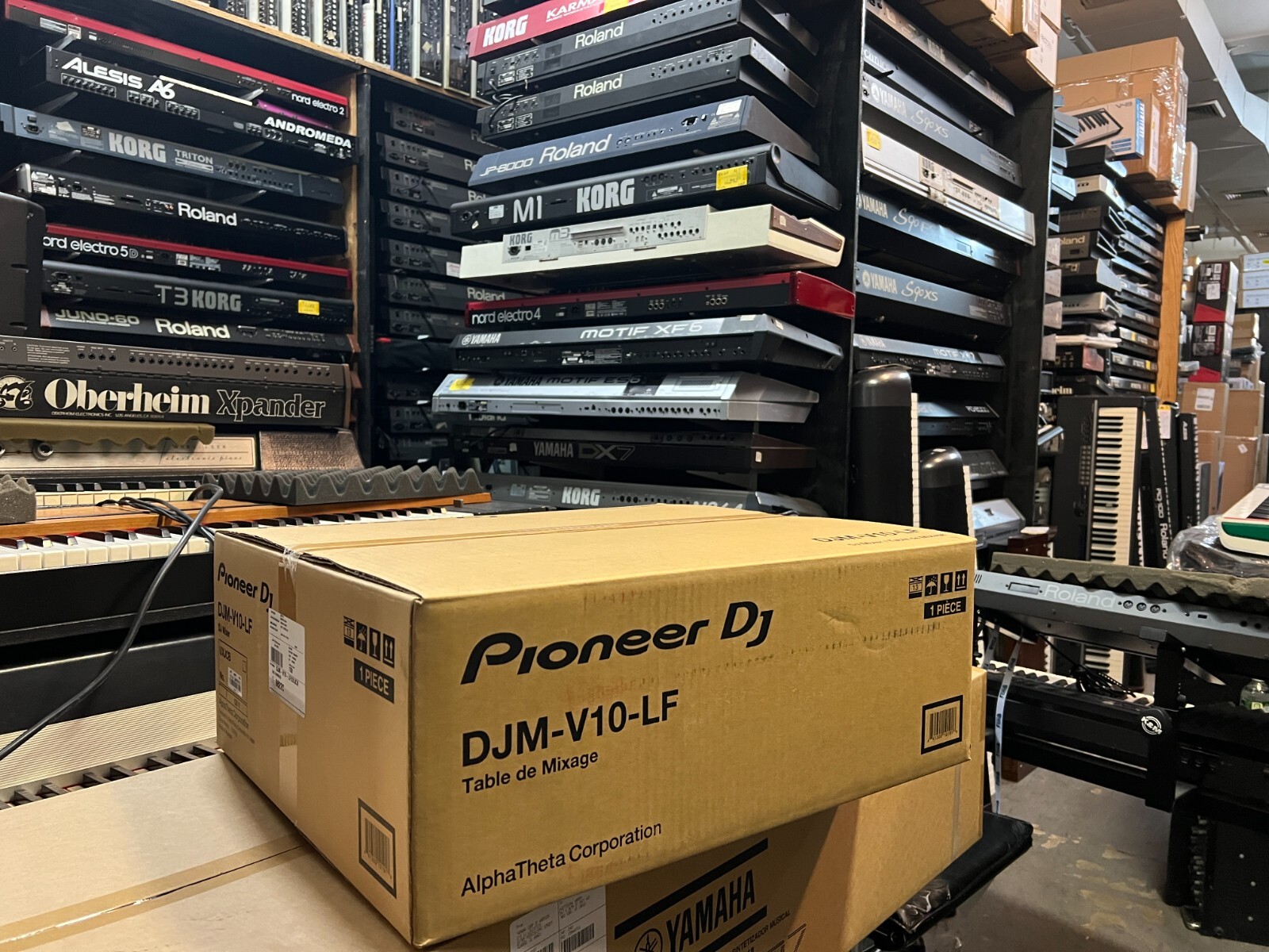 Pioneer DJ DJM-V10 LF LONG FADERS 6-channel DJ Mixer New in stock ARMENS