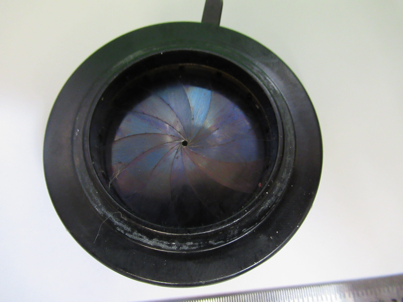 AO AMERICAN OPTICS DIAPHRAM IRIS MICROSCOPE PART AS PICTURED X5-A-51