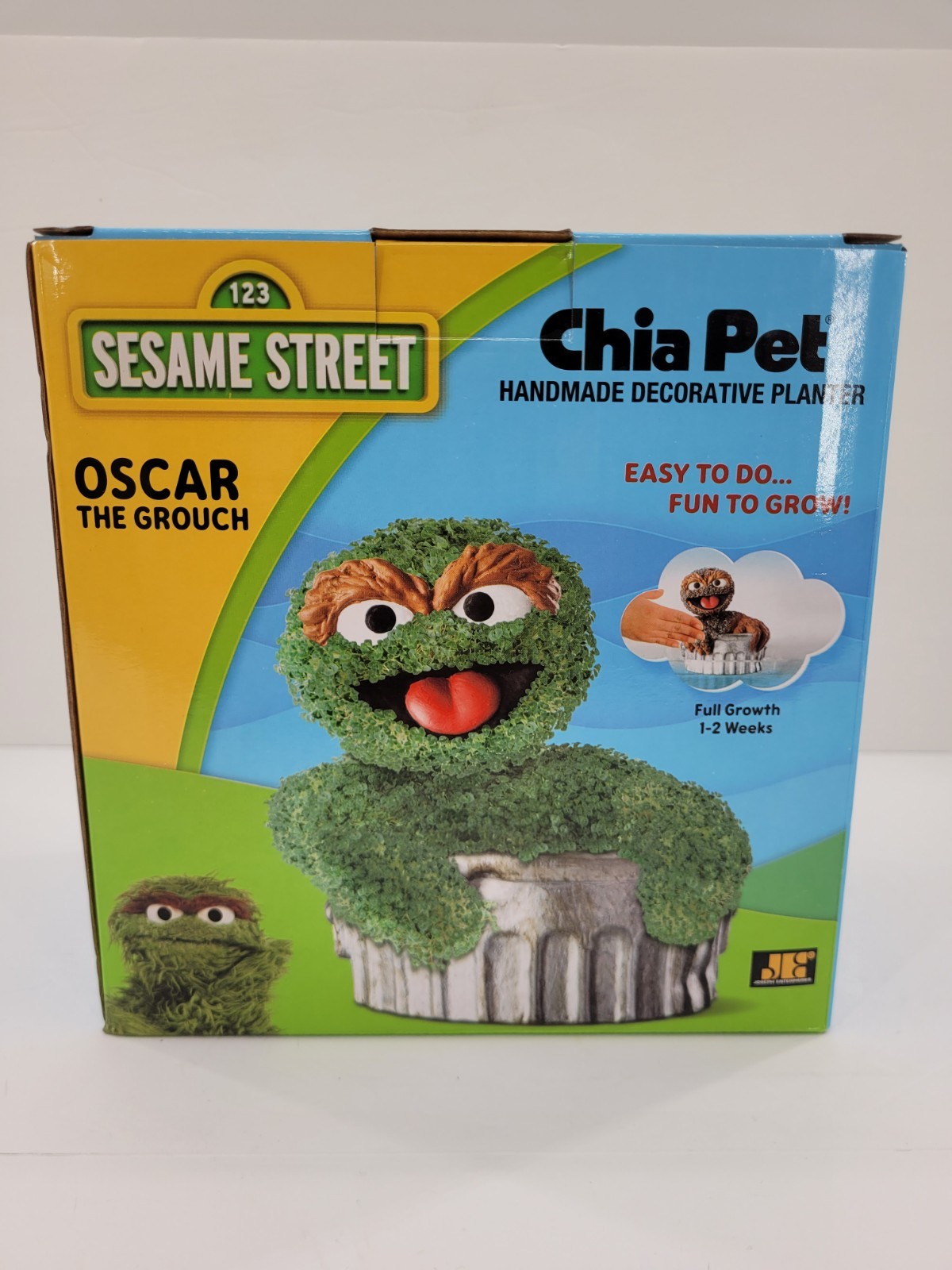 Chia Pet Oscar The Grouch Sesame Street Decorative Planter