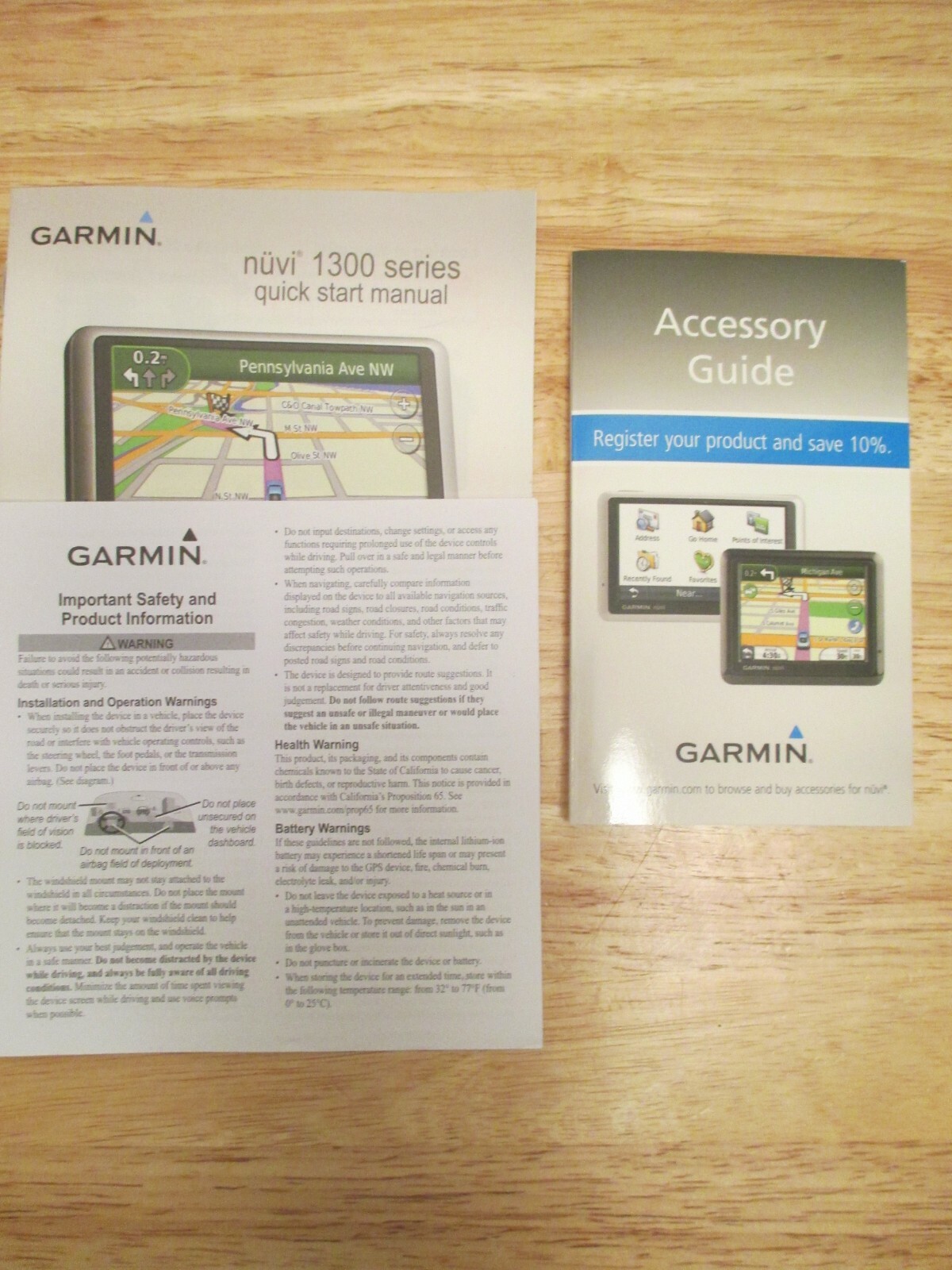Garmin nuvi 1300LMT Automotive Mountable Bundle