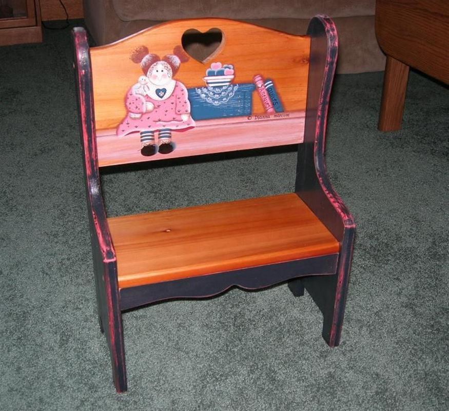 PINE COUNTRY BENCH WITH RAG DOLL DESIGN BY ARTIST DIANNA MARCUM VERY NICE SALE