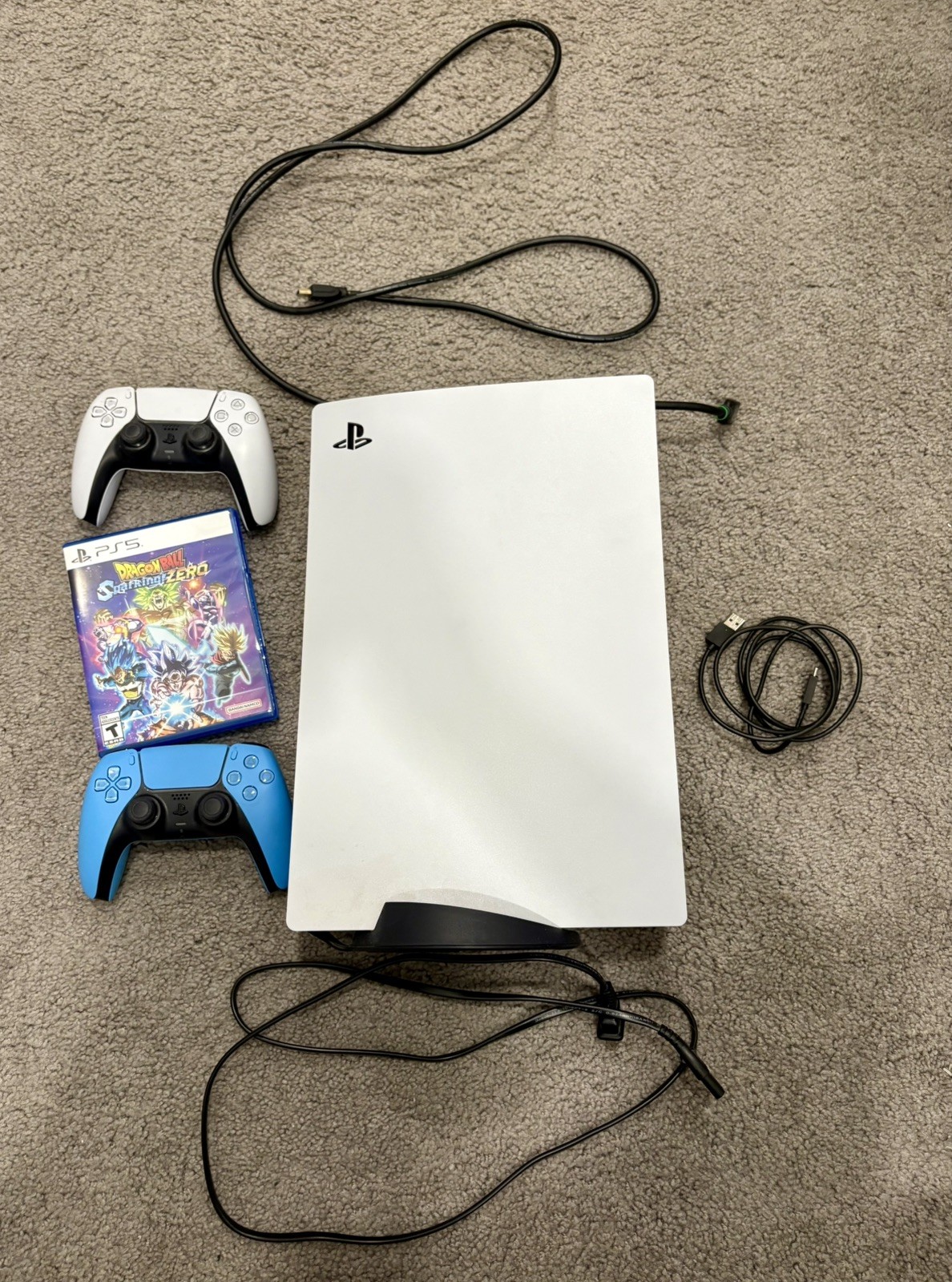 PS5 CF1-1015A Disc Edition, Stand, 2 Controllers and Dragon Ball Sparking Zero