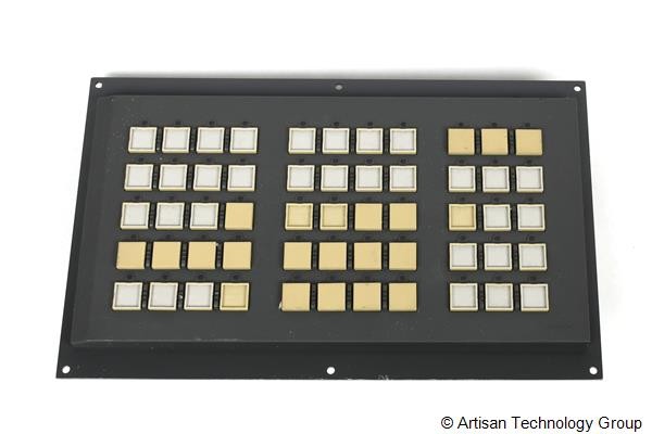 GE Fanuc A02B-0236-C241 Operator's Panel