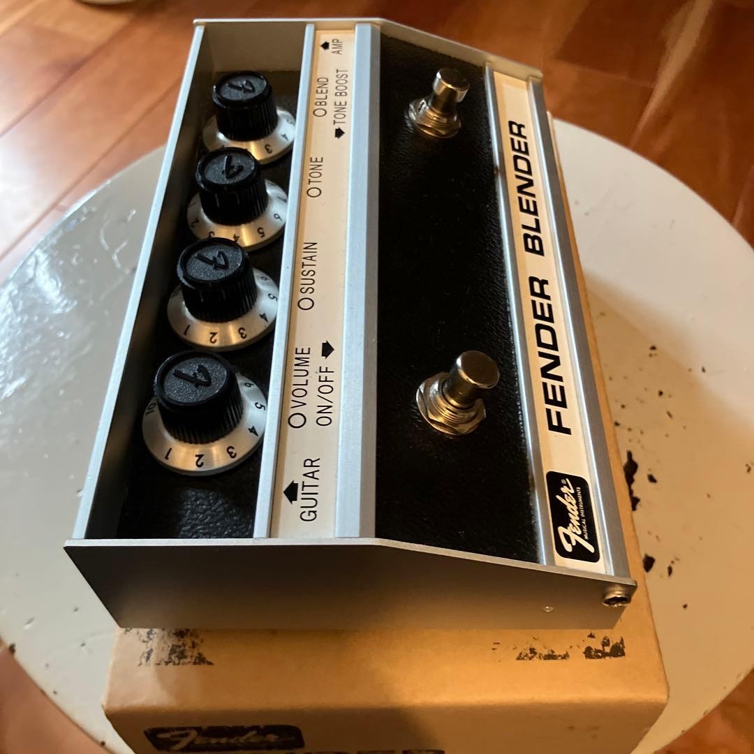 Fender Blender Reissue Upper Octave Fuzz Rare Guitar Effect Pedal