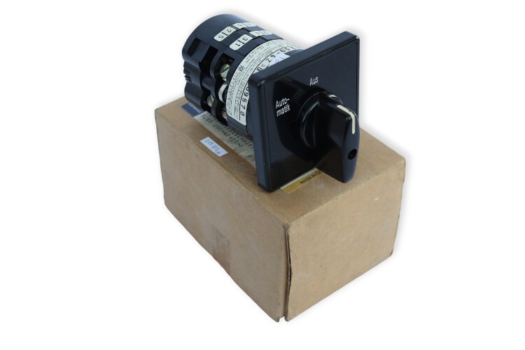 SIEMENS 3LB3 200-4ZA01 SELECTOR SWITCH_SIEMENS 09570_SIEMENS 3LB32004ZA01