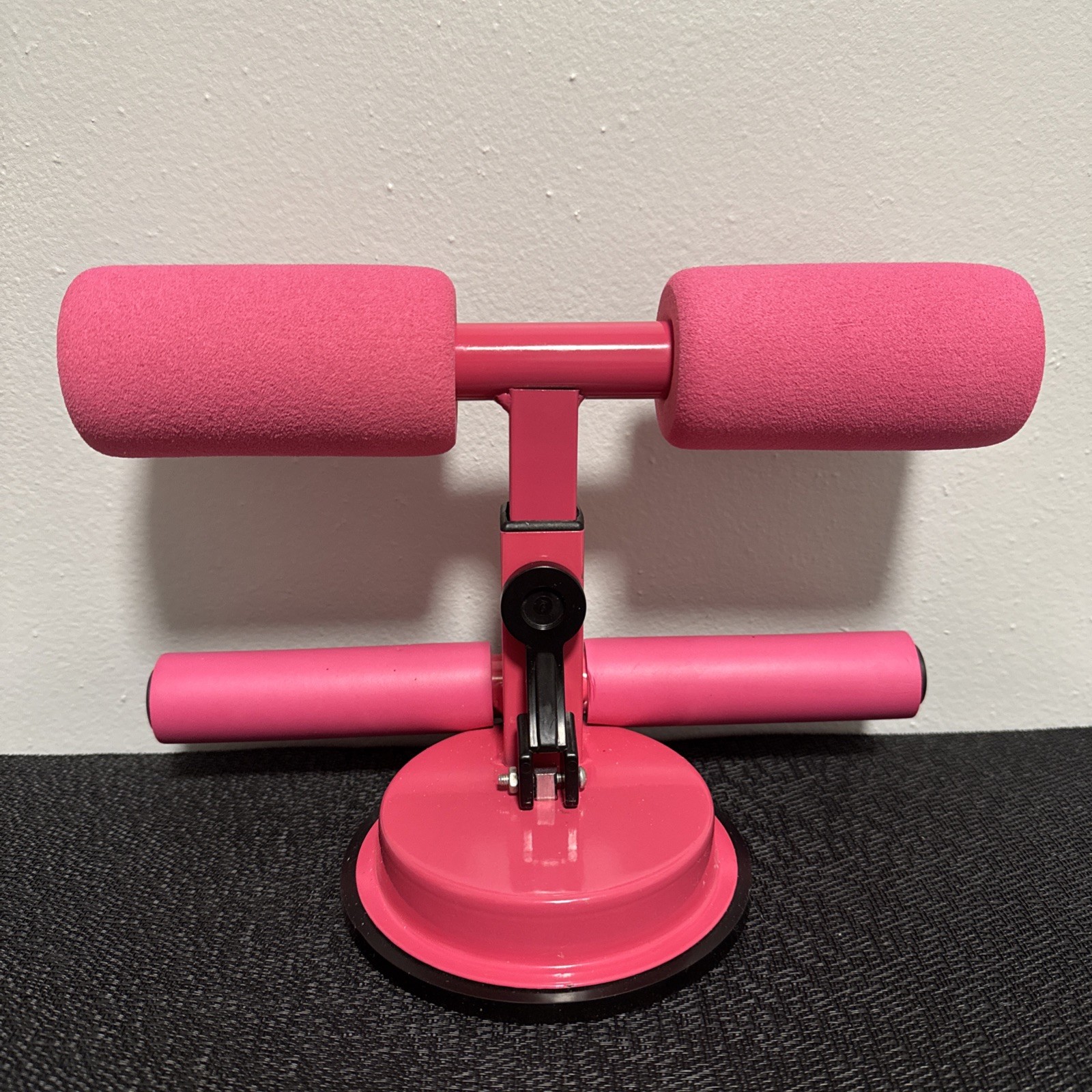 Floor-Mounted Sit-Up Assistant — Strong Suction Cup, Adjustable Footrest (Pink)