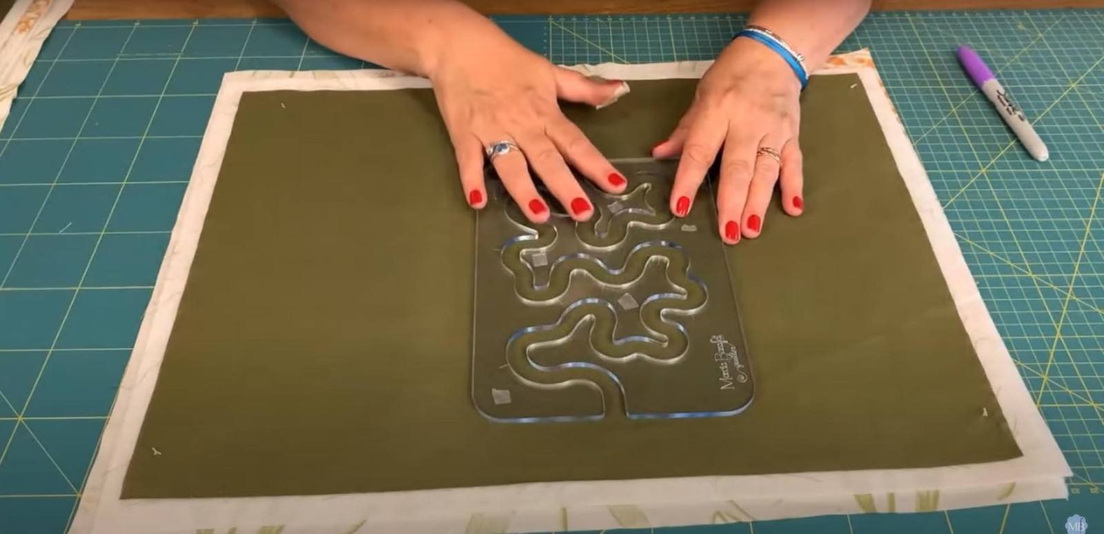Stipple Quilting Ruler Template Design for Free-Motion Quilting