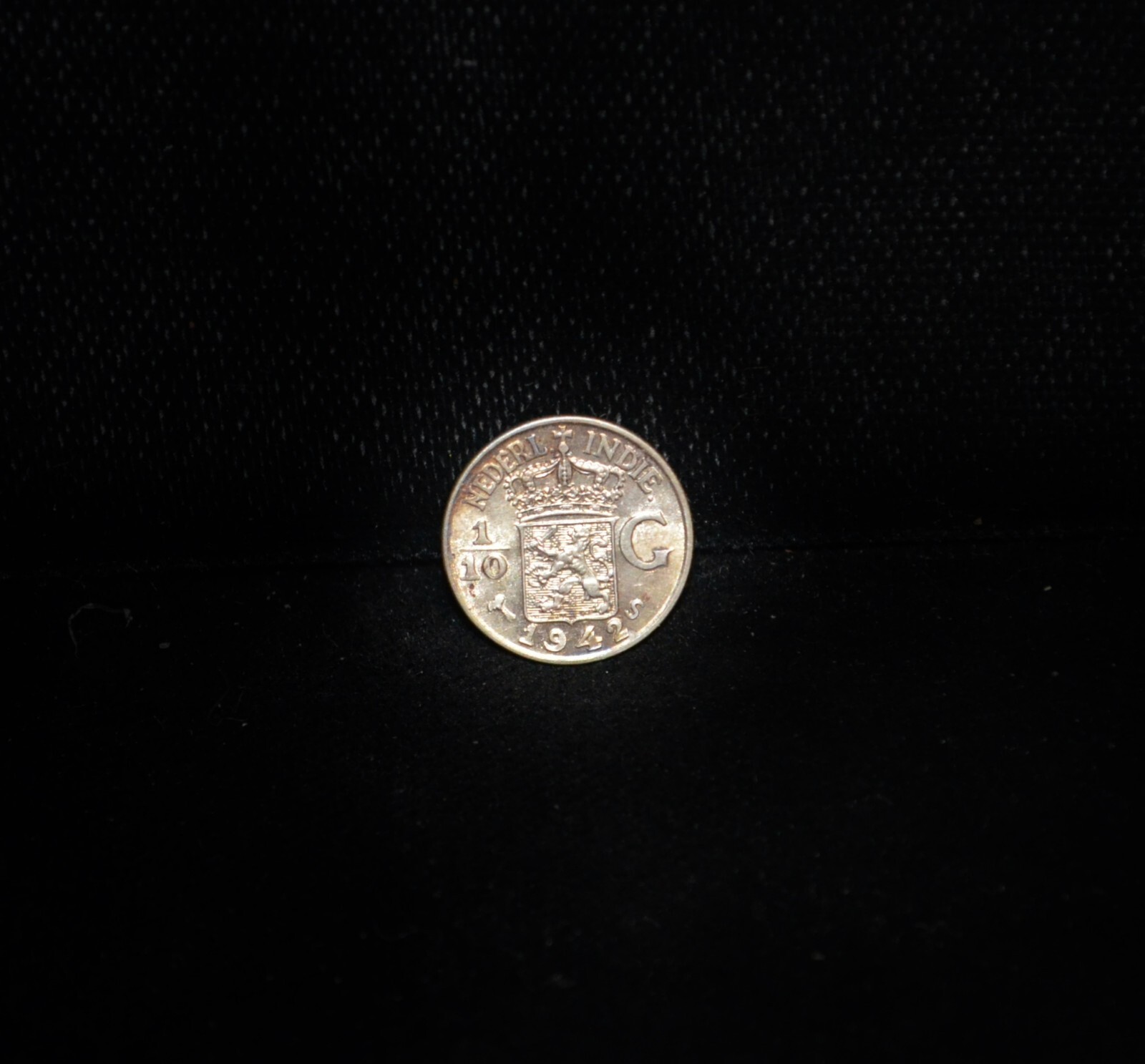 1942 Netherland E. Indies 1/10 Gulden .0289 ASW KM 318 #CR10783