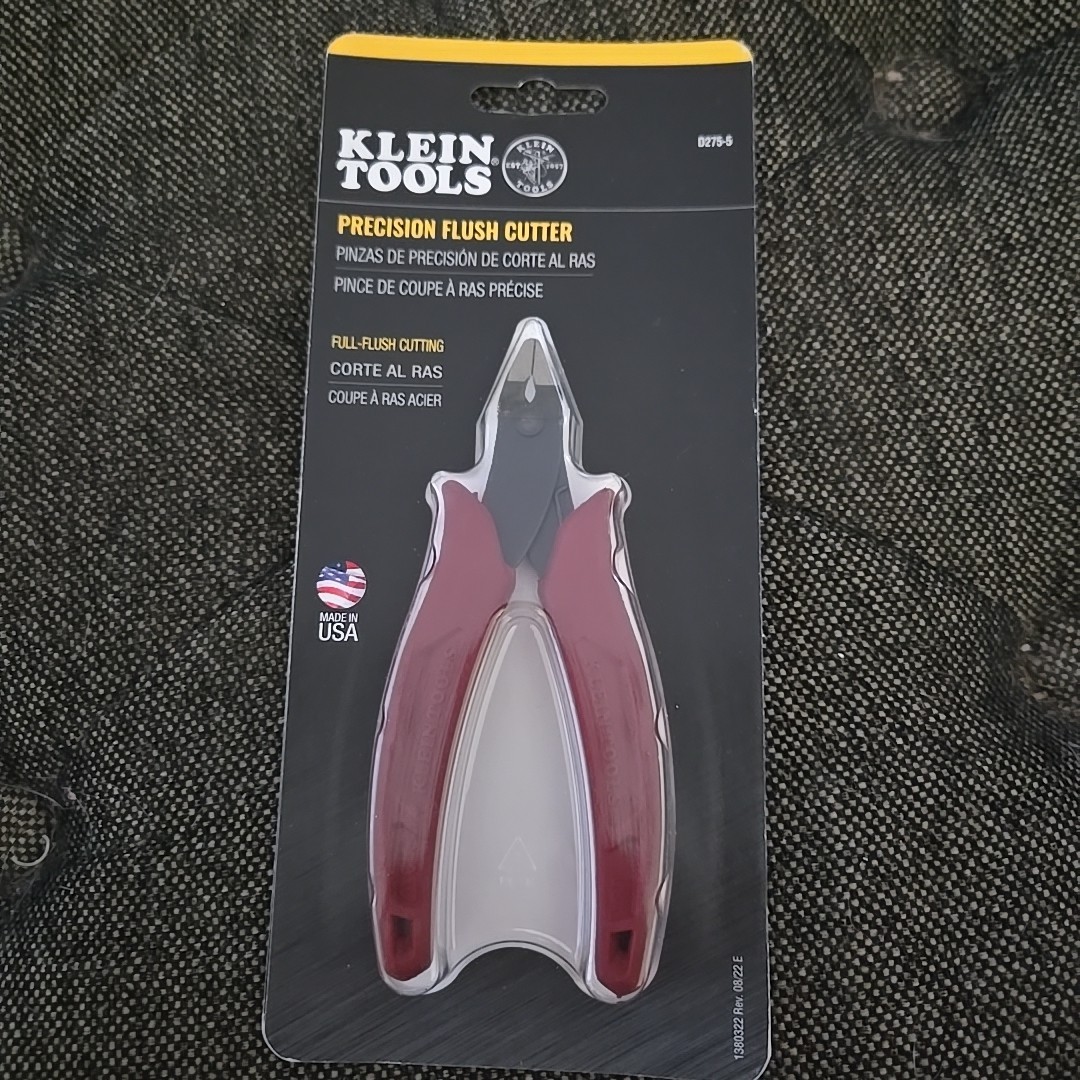Klein Tools D275-5 Diagonal Flush Cutter – 5" Lightweight Pliers – Cuts Plastic