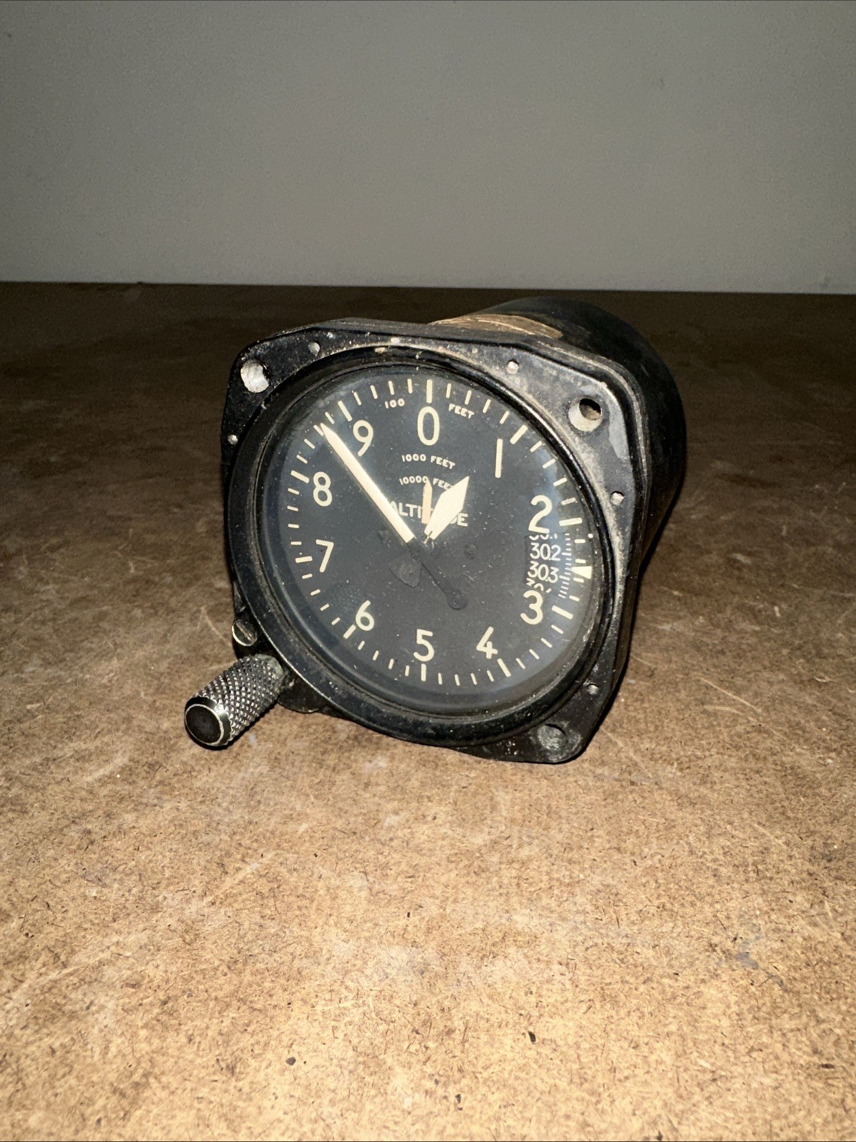 GARWIN MODEL 374B ALTIMETER P/N 22-374-B01