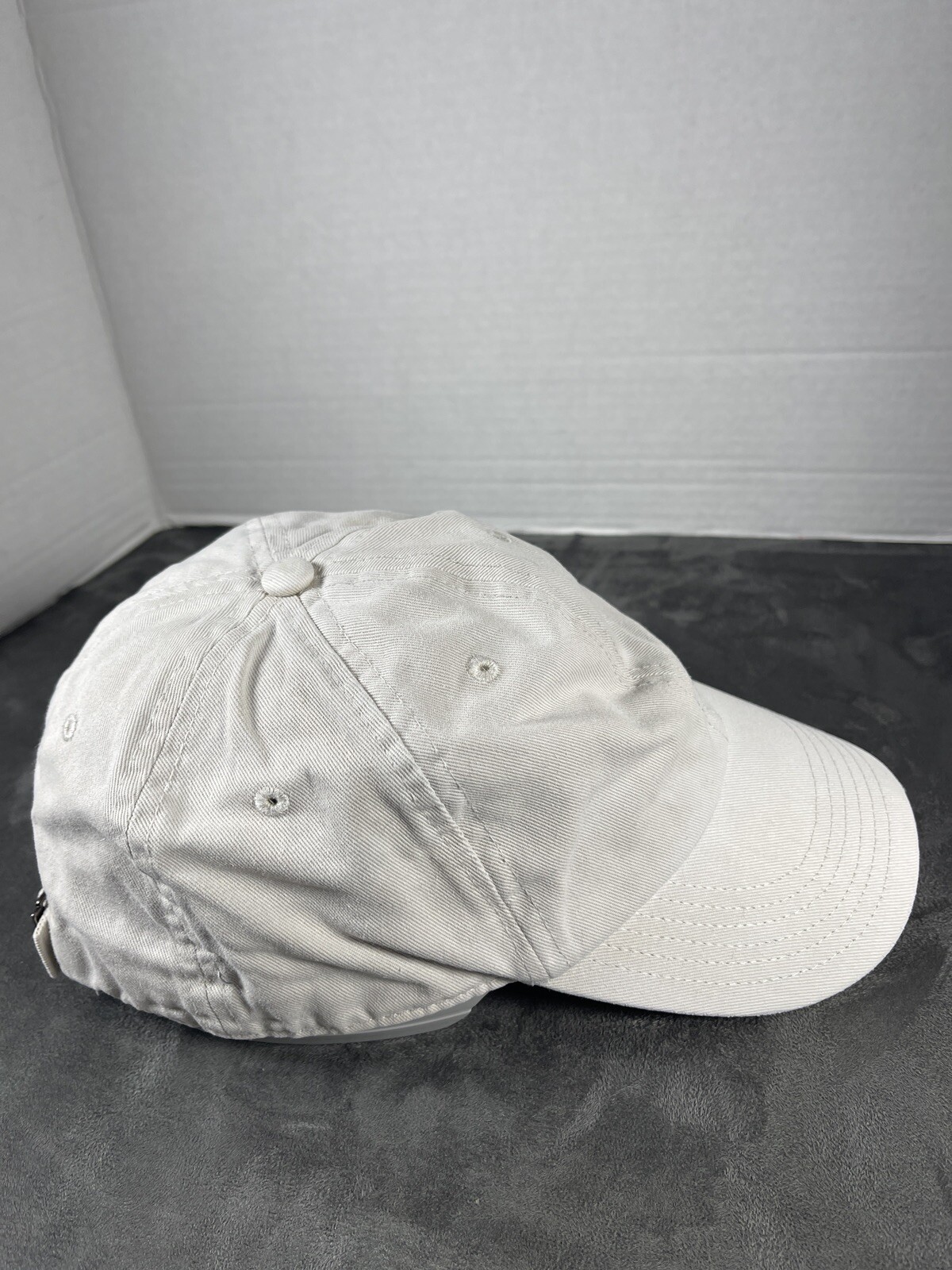 DISTRESSED Off White Under Armor WOMEN's Running outdoor hike bike trail Hat Cap
