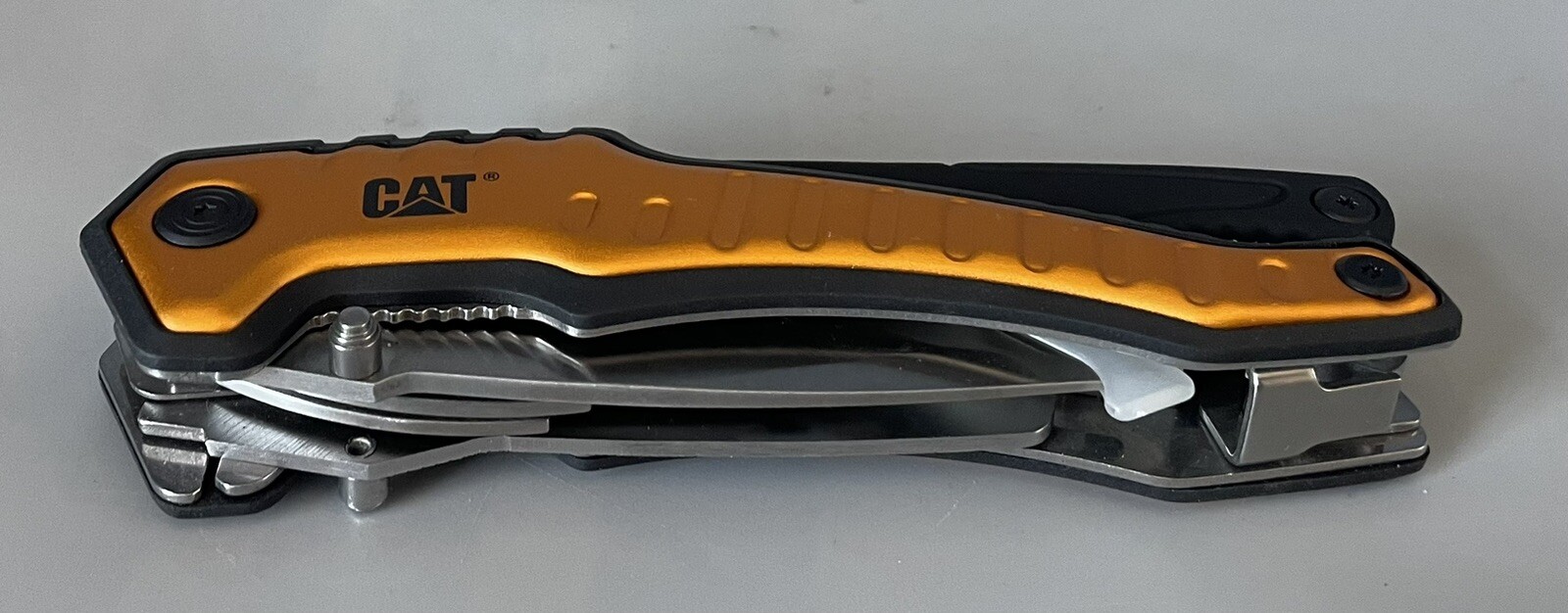 CAT XL Multi Tool w/ OEM Pouch — Tested/Working