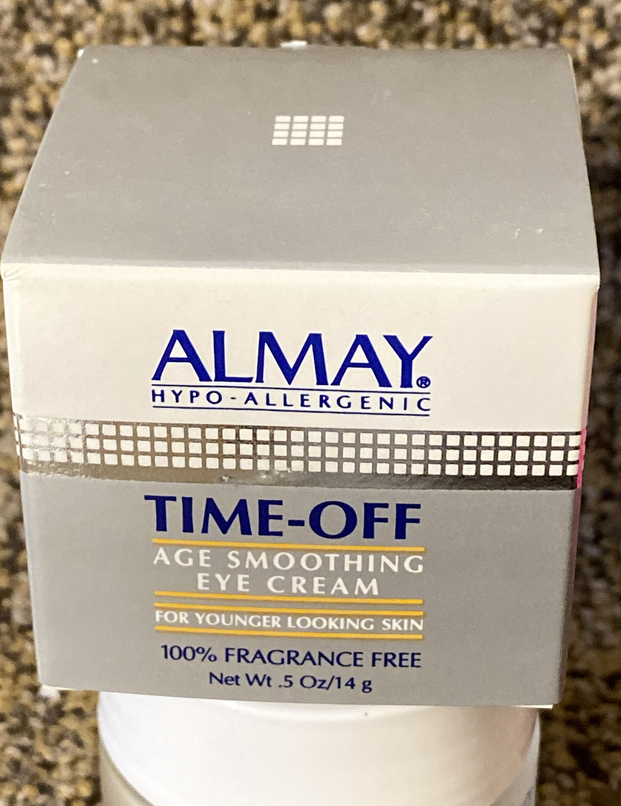ALMAY HYPO ALLERGENIC TIME-OFF AGE SMOOTHING EYE CREAM .5 oz