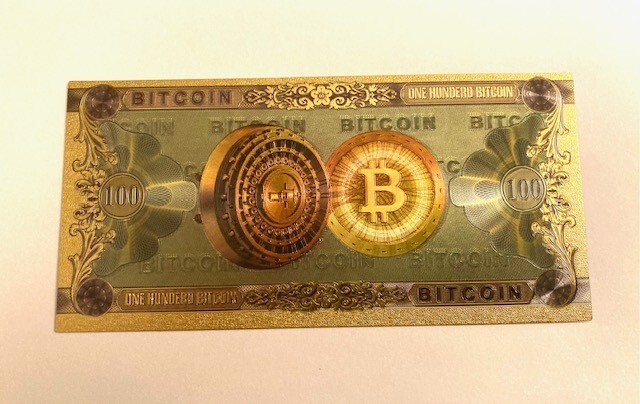 100 Bitcoin Commemorative Coin - American Golden Foil - Perfect for Collectors!