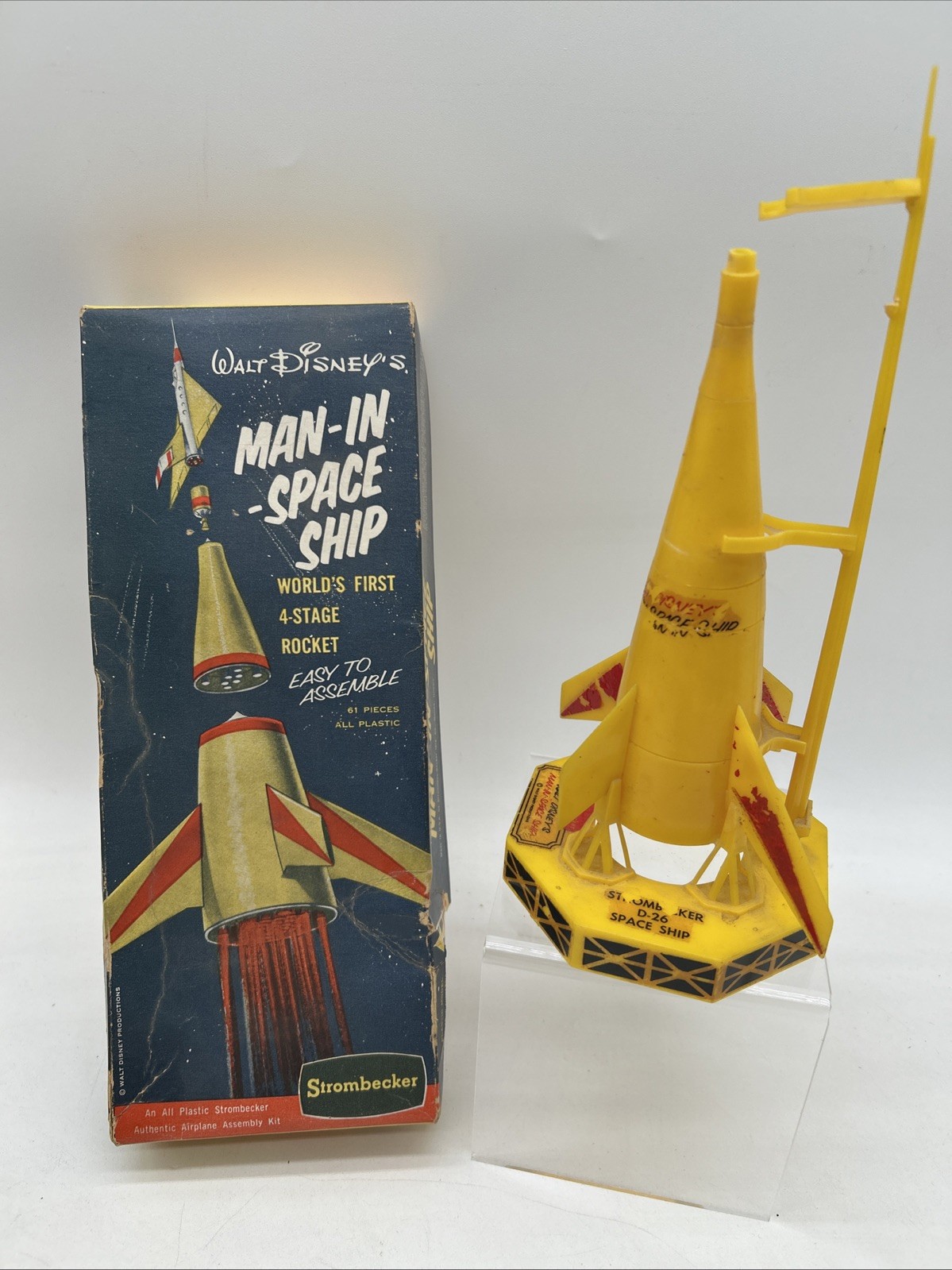 Vintage Strombecker 1955 Disney’s Man-In-Space-Ship Model Kit D26-100