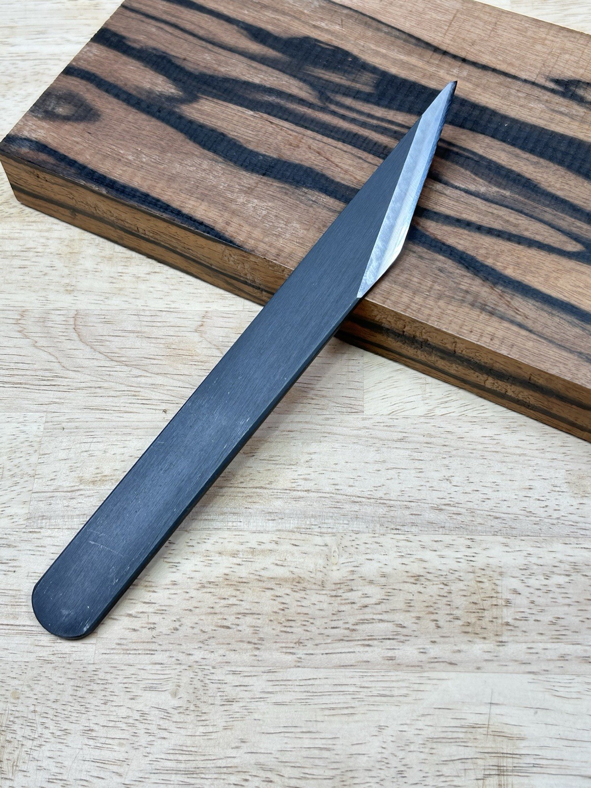 Japanese 21mm Kiridashi Kogatana (Carving Knife) Right-Handed.  New.