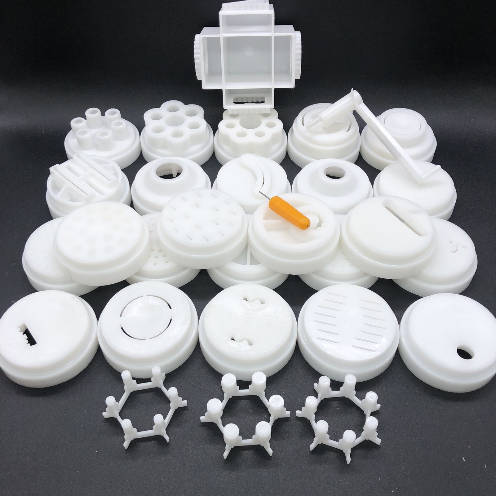 Ronco Popeil Pasta Maker P400 Shaping Die Lot of 24 + More Replacement Part Only