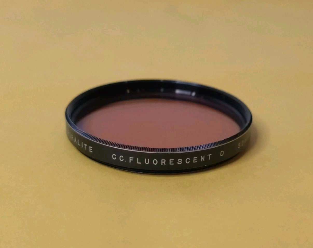 Spiralite 52 mm CC  Flourescent D Screw In Filter Made in Japan Pro Photography