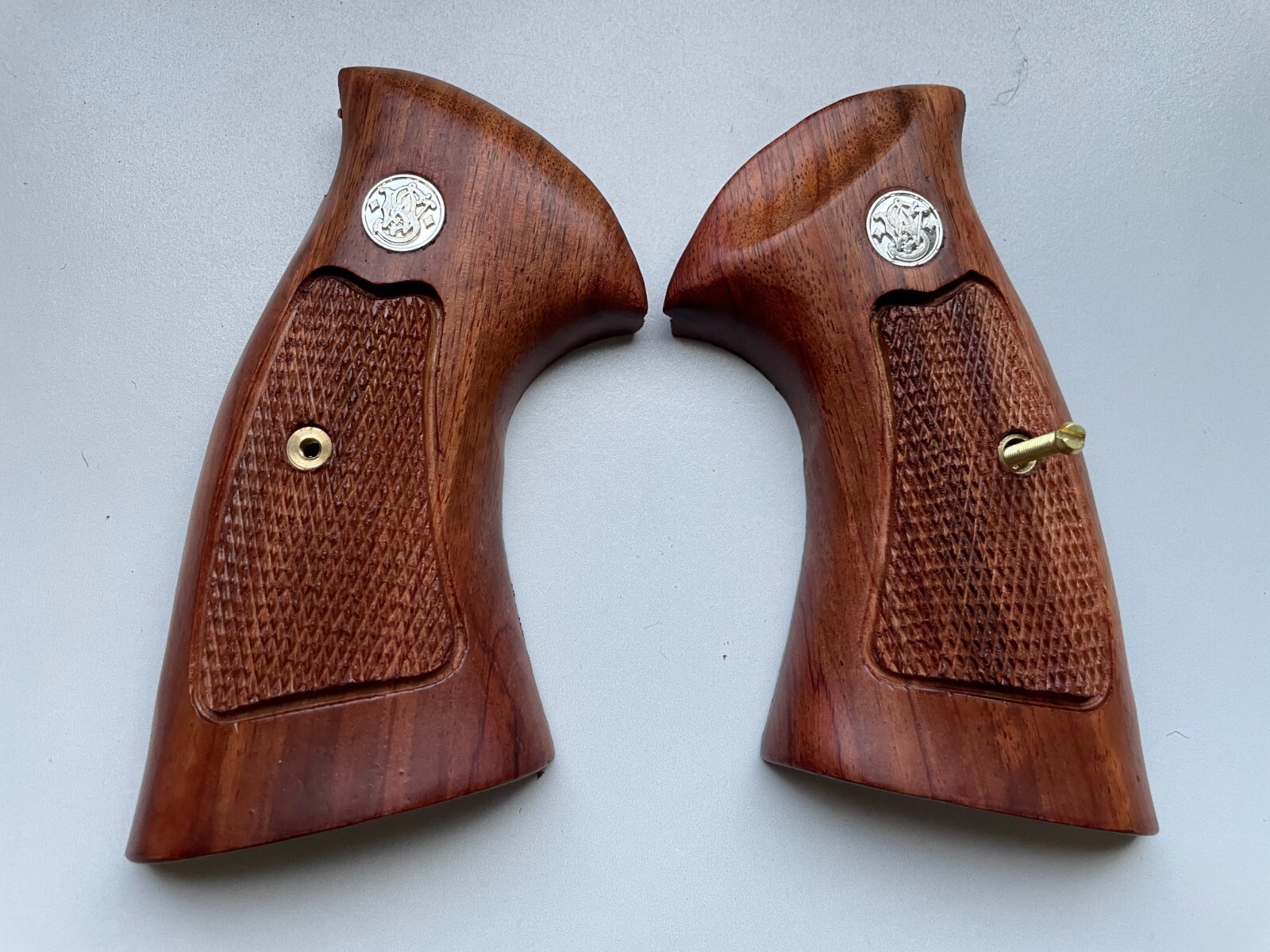 New checker on Hard wood grips for S&W, N FRAME SQUARE BUTT #opened back