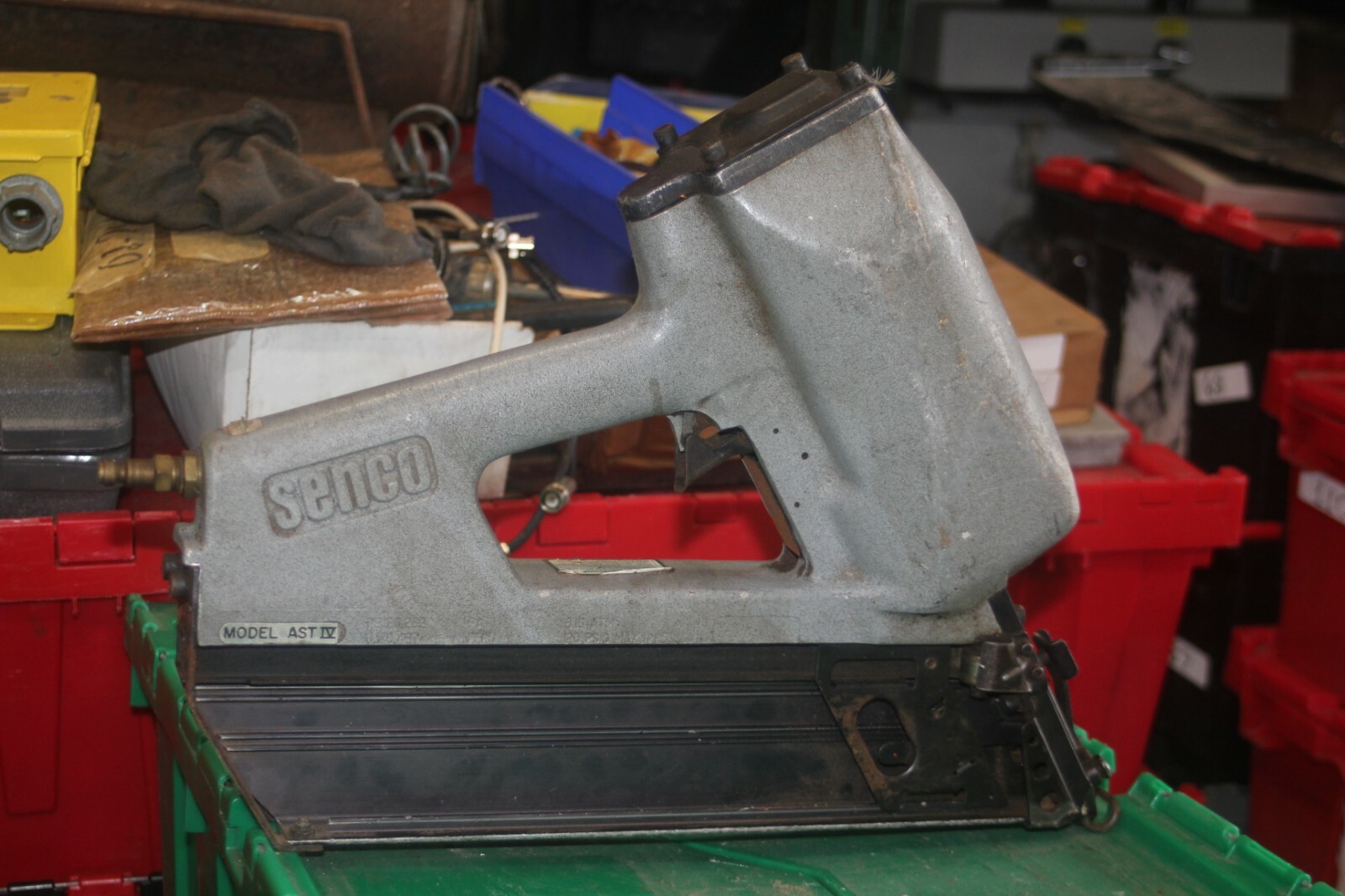 Senco Pneumatic Stapler Model AST 4
