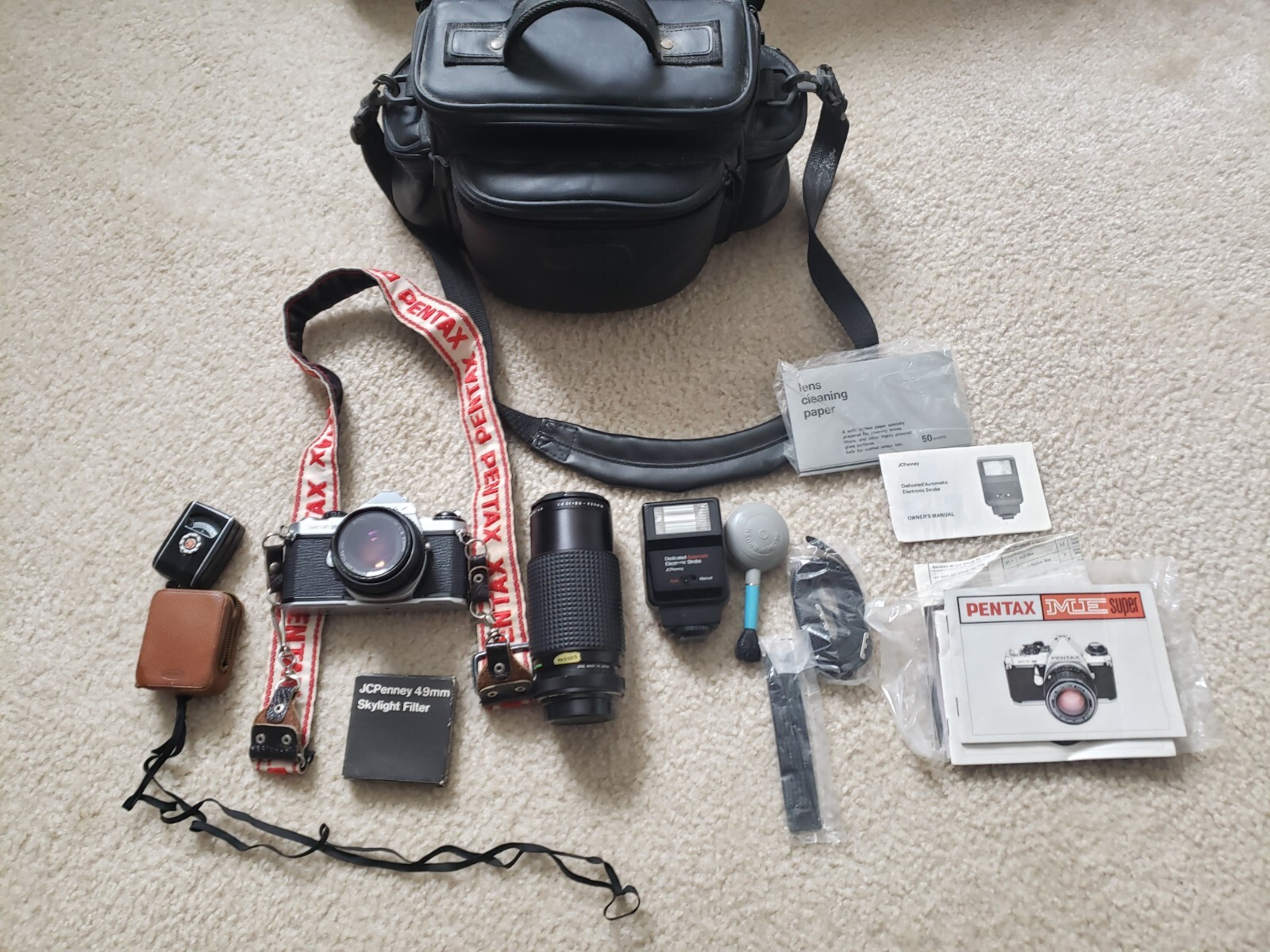 Vintage Pentax ME Super 35mm Camera, 80-200 Lens, Flash, Manuals, Exposure Meter