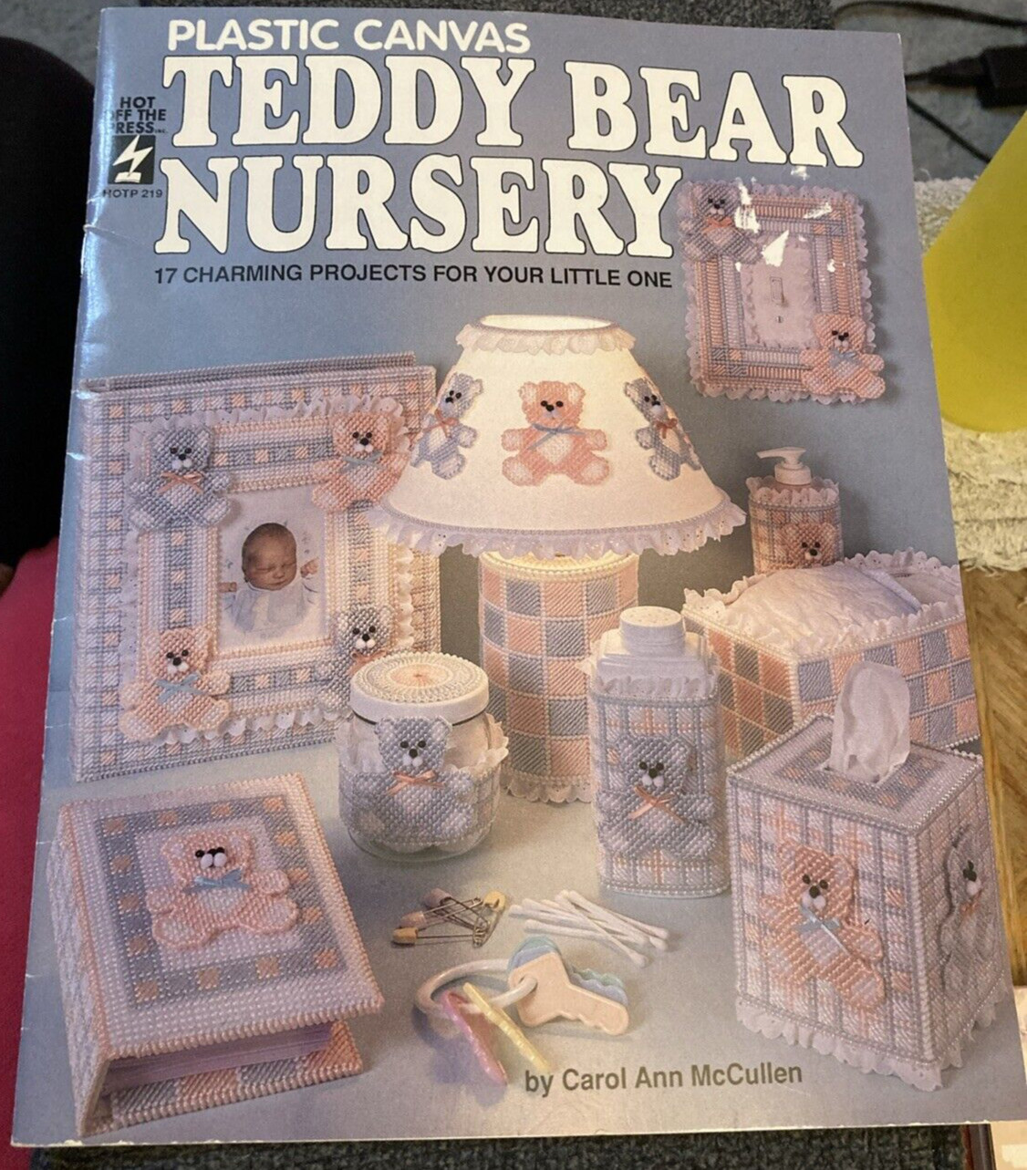 Vtg Rare Plastic Canvas TEDDY BEAR NURSERY 17 Projects 1992 Bk