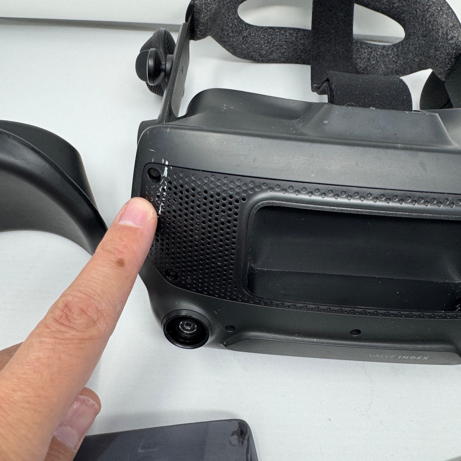 READ Valve Index VR Headset Only – OEM 3-Way Cables – Tested