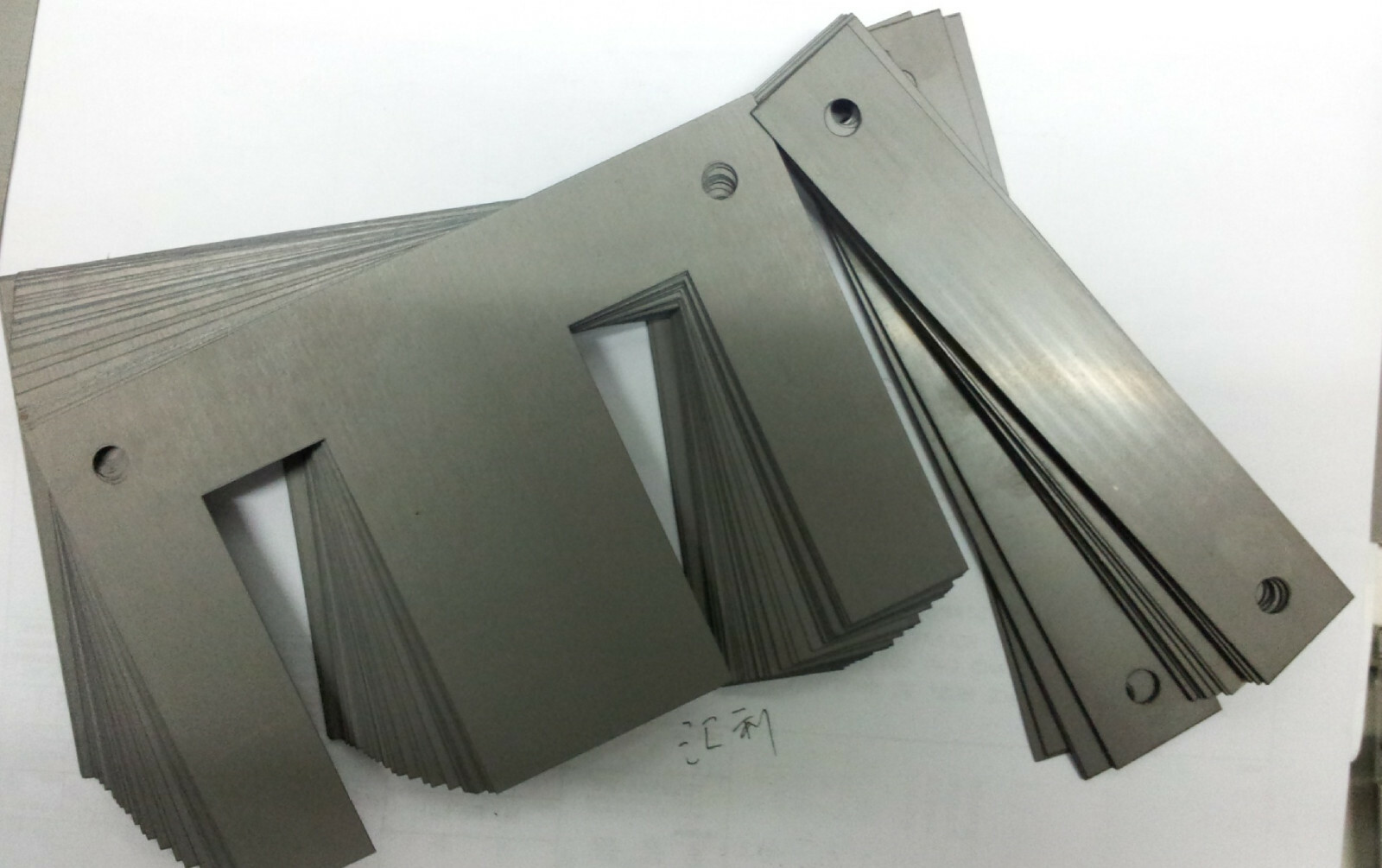 silicon steel sheet EI core-86-4hole Z11/0.35