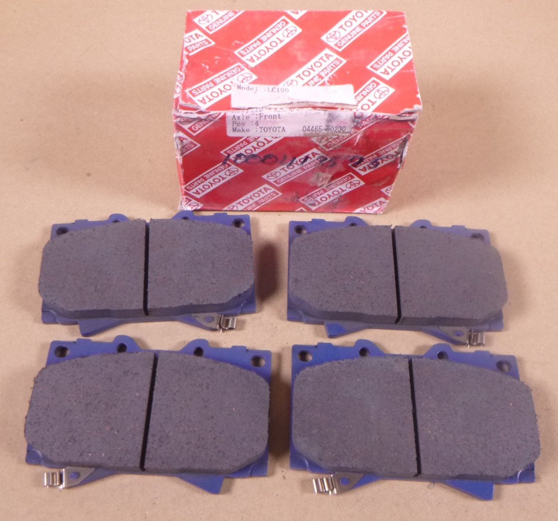 Genuine Toyota 04465-60230 , 2002 - 2007 LAND CRUISER Front Brake Pads