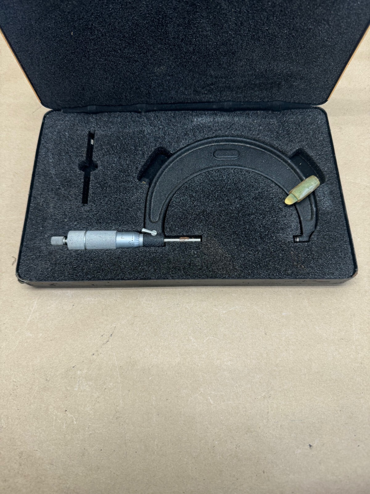 Proto 3-4" Outside Micrometer w/ 3" Standard in Case