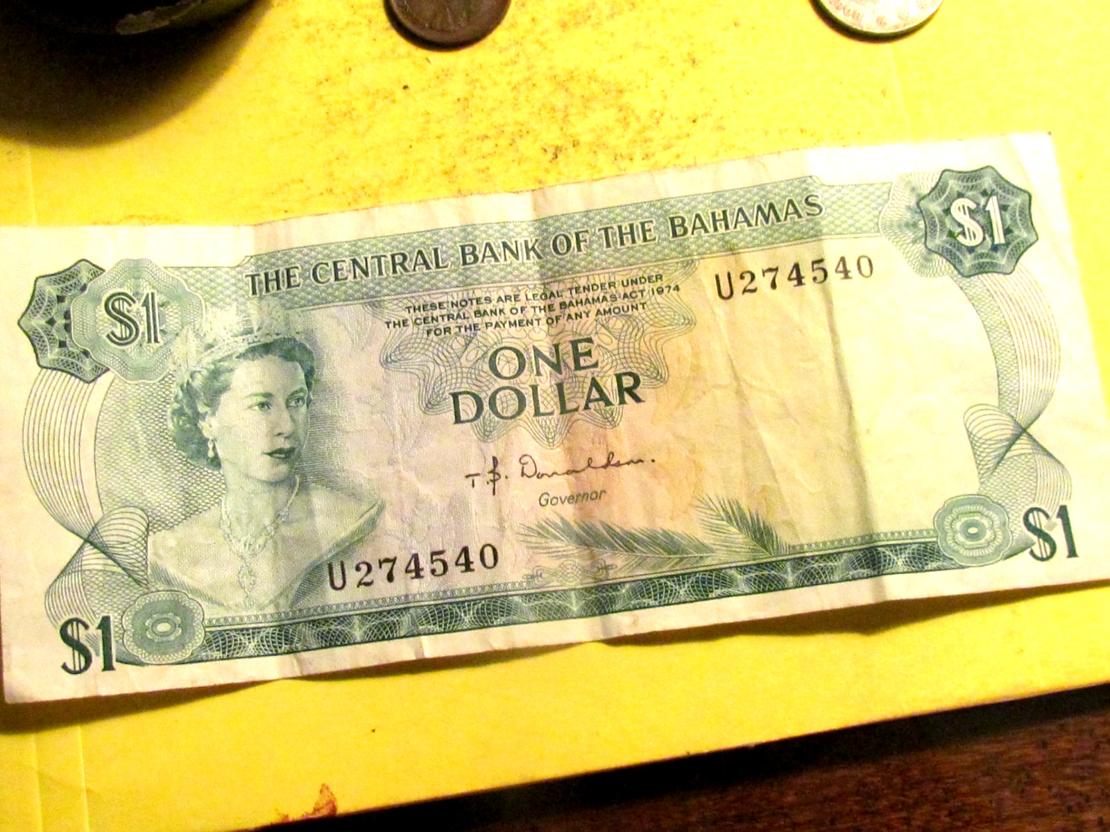1974 Bahamas Government 1 Dollar Bank Note P-35a  Circulated   - F