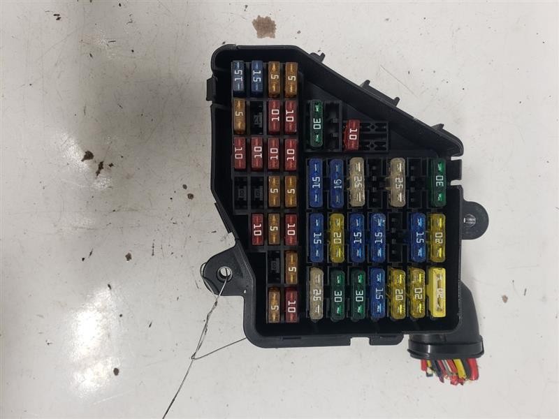 Used Fuse Box Engine fits: 2003 Volkswagen Passat engine compartment Grade A
