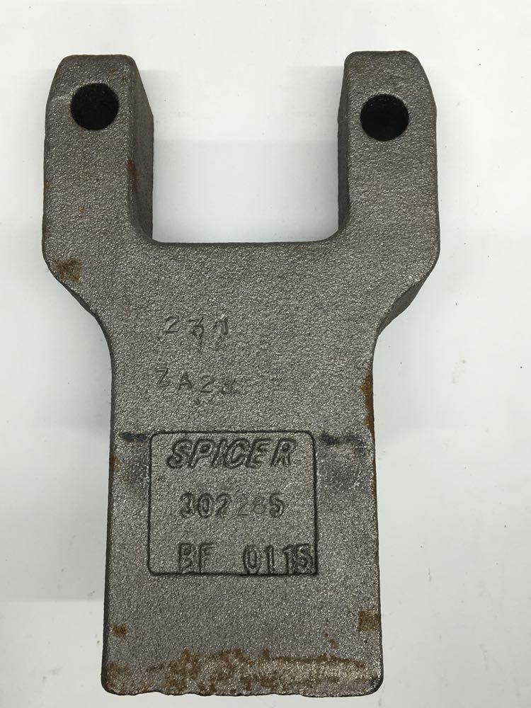 Eaton Torque Rod Bracket 302285 (338-10110)