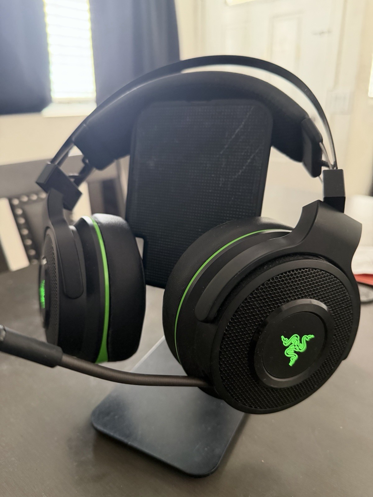 Razer Thresher Ultimate Black/Green Over the Ear Headsets - Untested ( For Parts