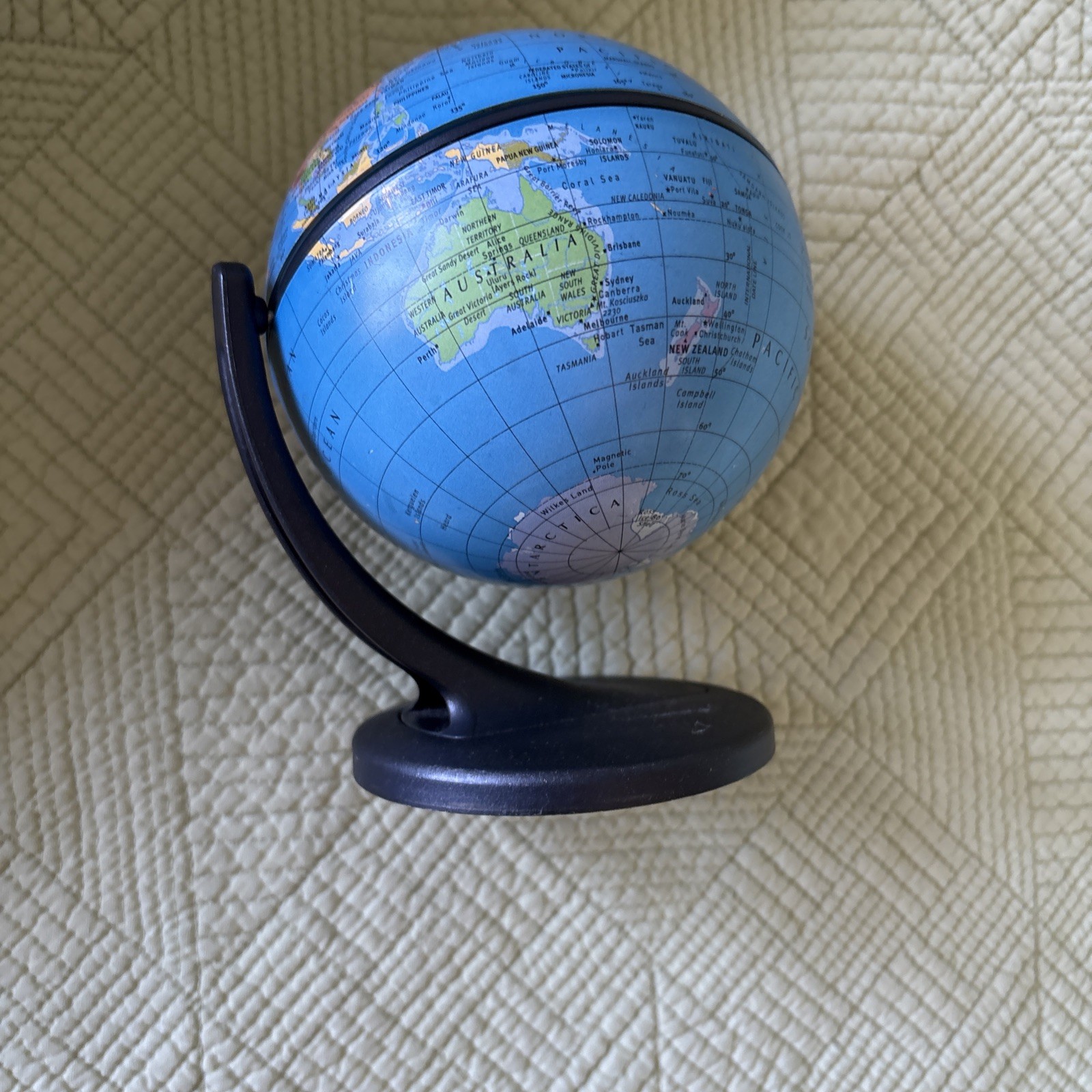 Desktop Rotating Replogle World Globe 5 1/2" x 4" Dual Direction Spin