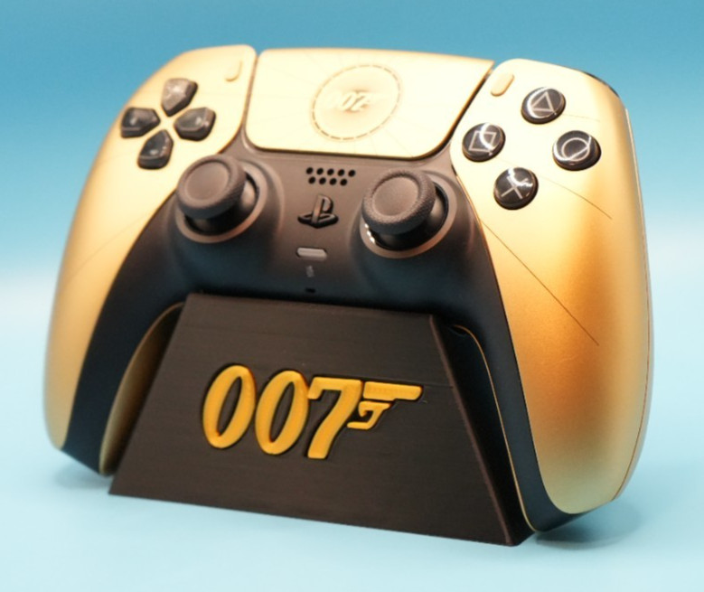 3D Printed Stand for PlayStation 5 007 controller