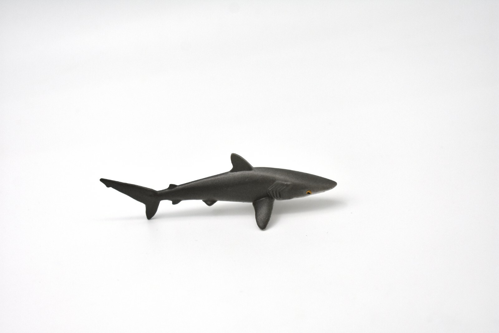 SILKY SHARK, PLASTIC REPLICA 3" SF02 B51