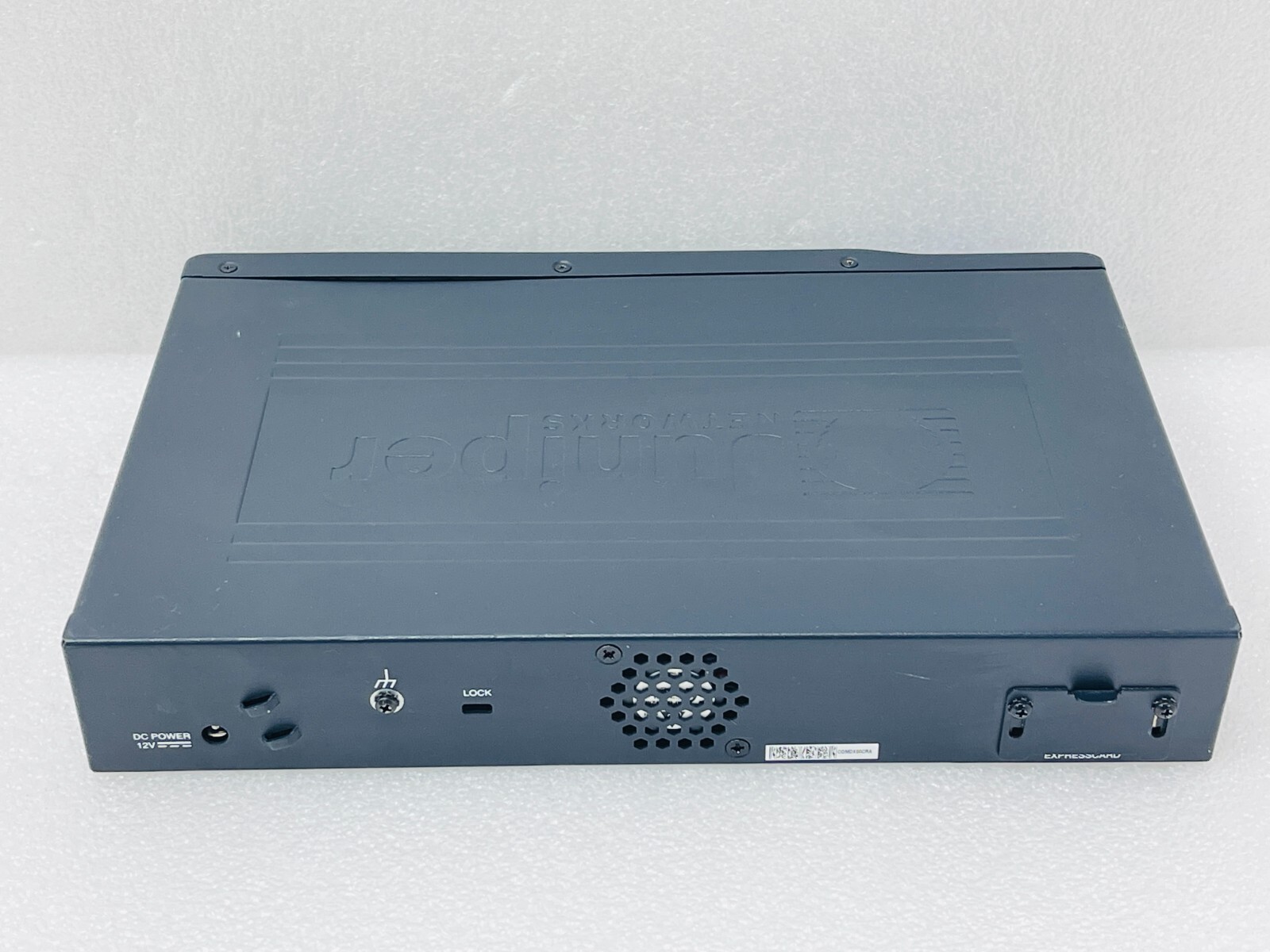 USED - JUNIPER NETWORKS SRX-210 GIGABIT SECURE SERVICES GATEWAY VPN FIREWALL