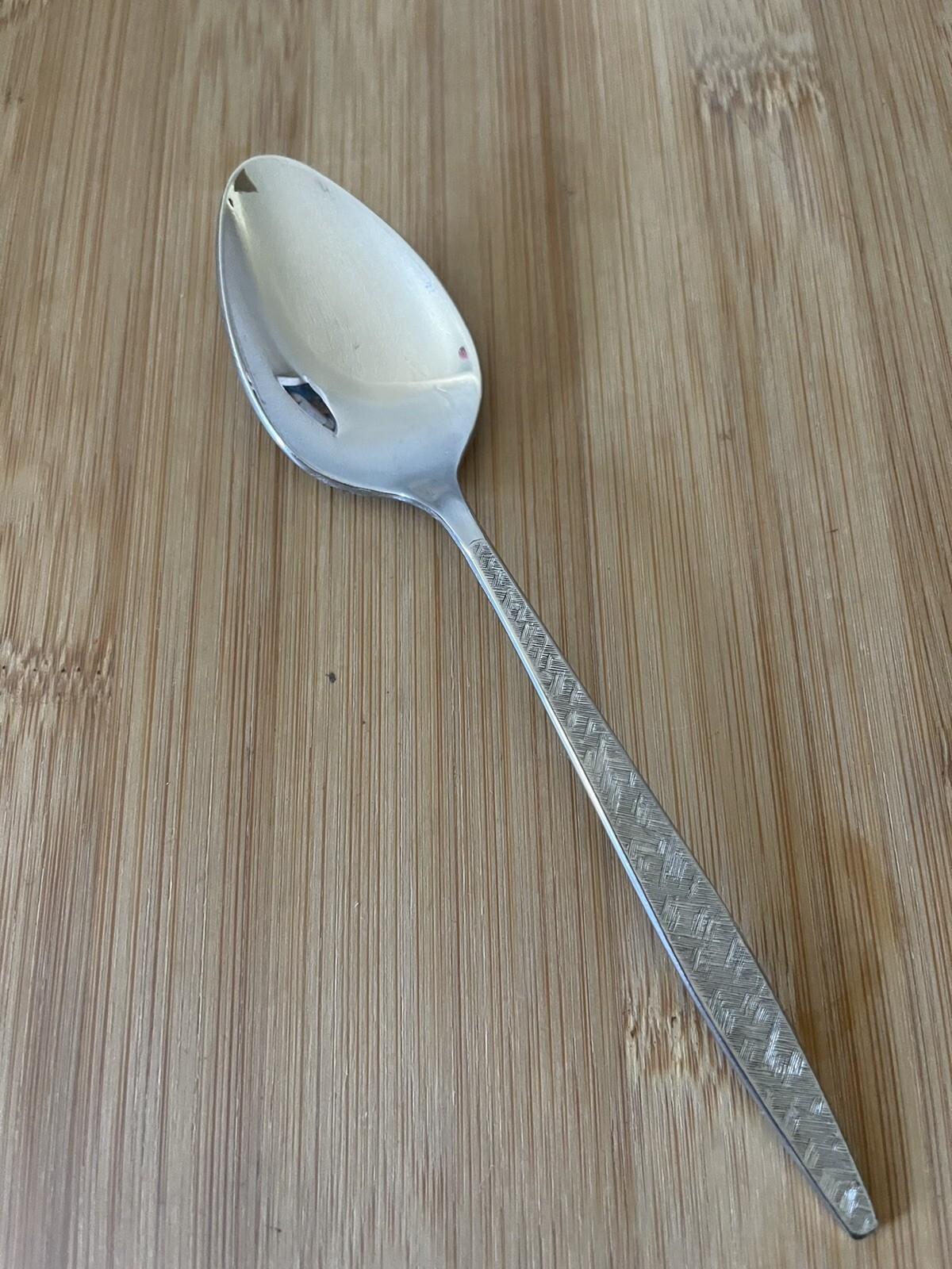 1847 Rogers Bros IS Stainless CARINO Cross~Hatched Textured TEASPOON 6"
