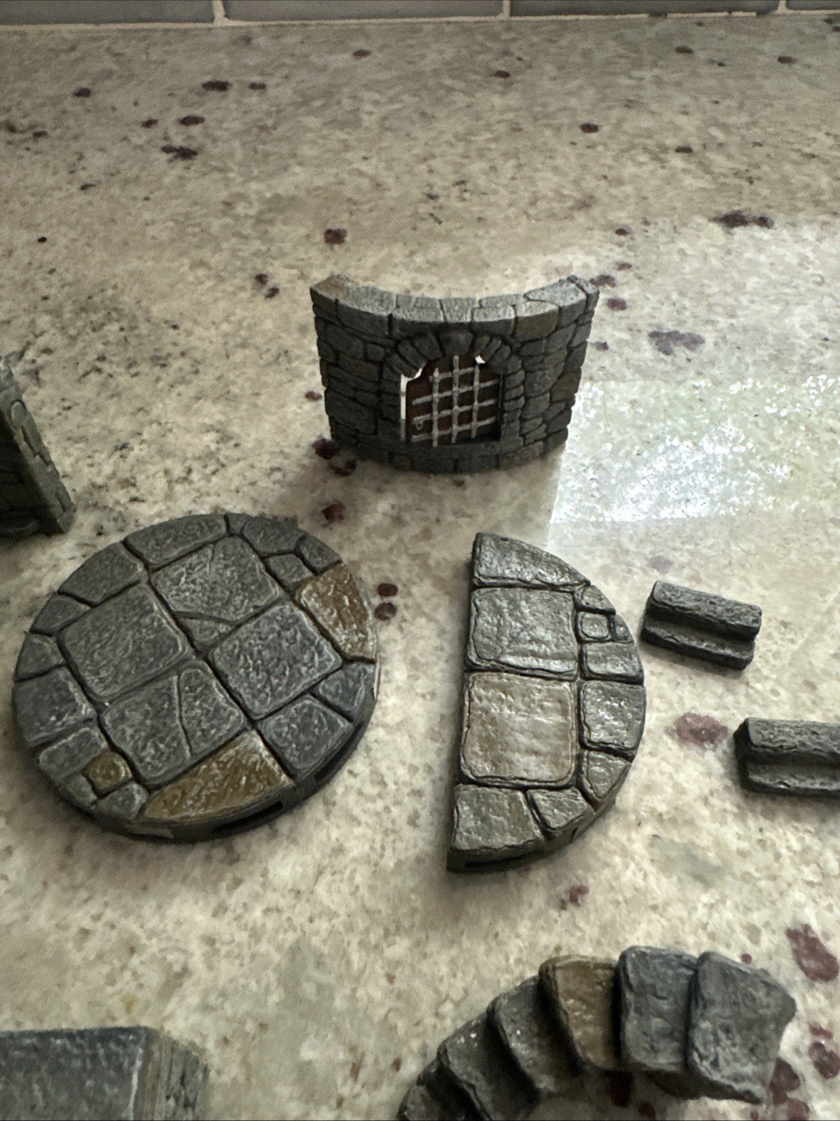 Dwarven Forge - Castle Fieldstone 4in Tower Addition A Must Have