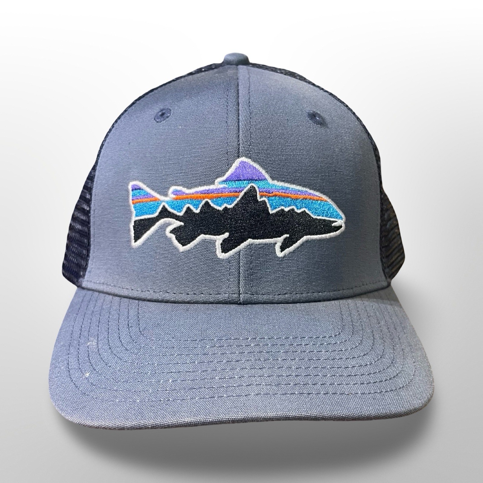 Patagonia Trucker Hat Fish Logo Mesh Back  Snapback Cap Gray casual outdoors