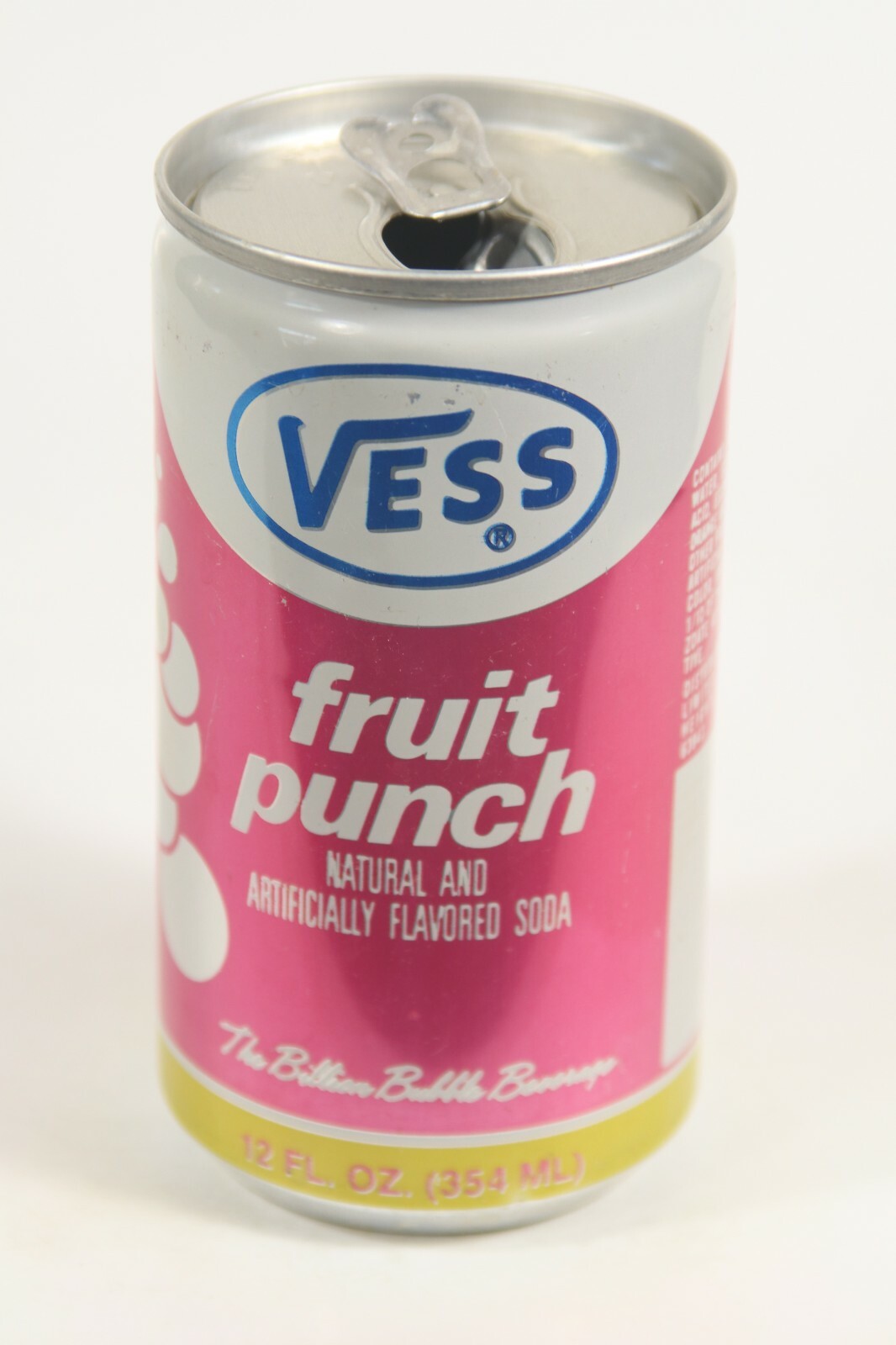 Vess Fruit Punch Soda Can