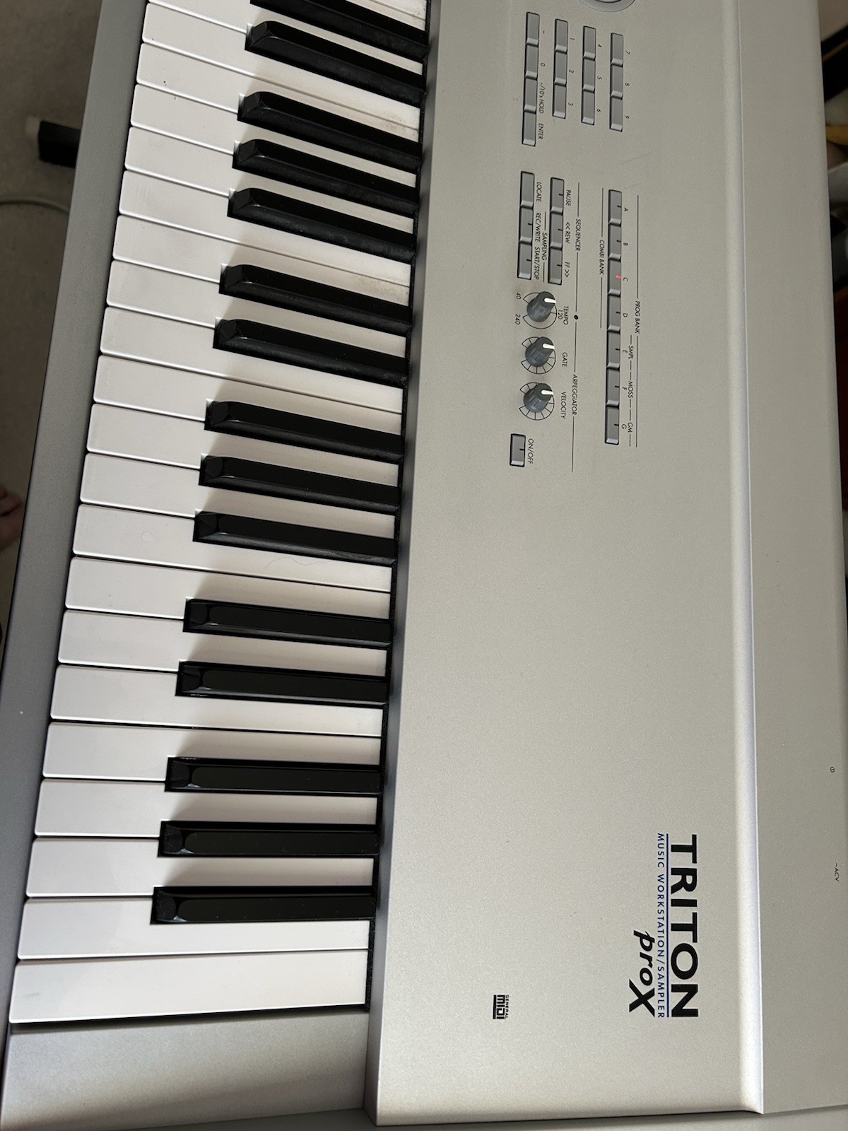 Korg Triton Pro x 88-Key Digital Synthesizer with Weighted Keyboard