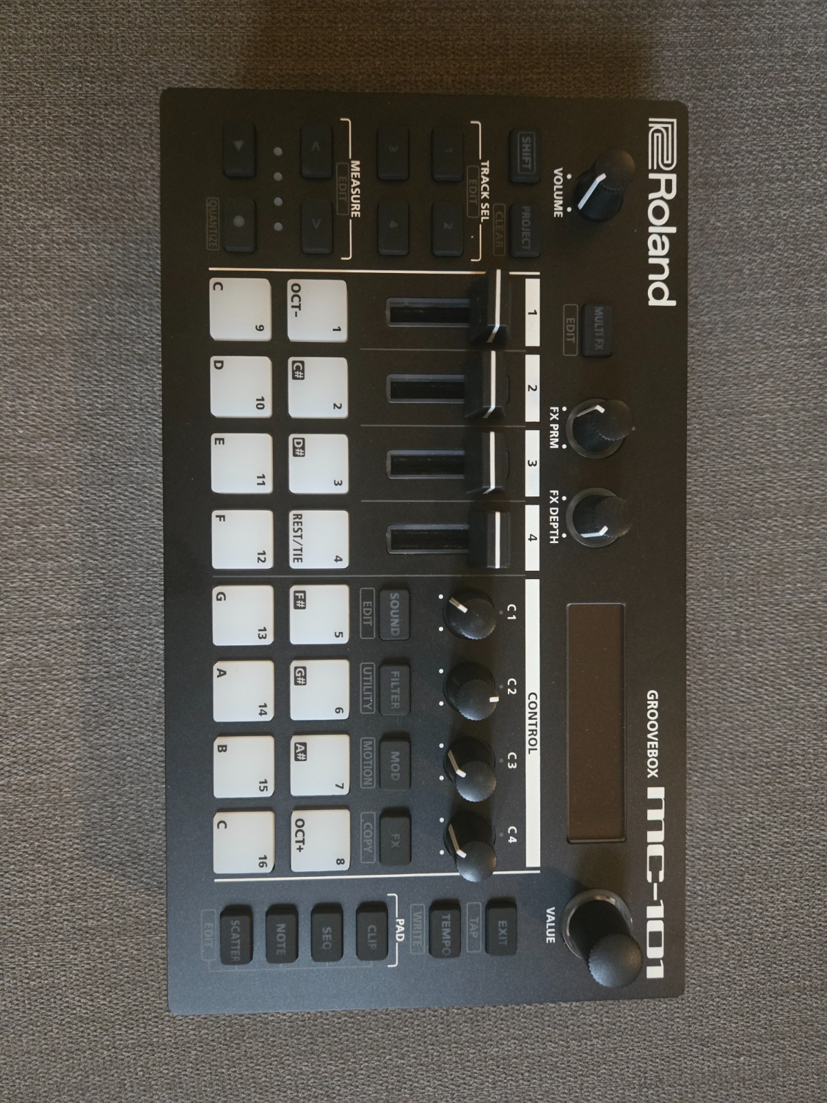 Roland MC101 4 Tracks Groovebox Sequencer