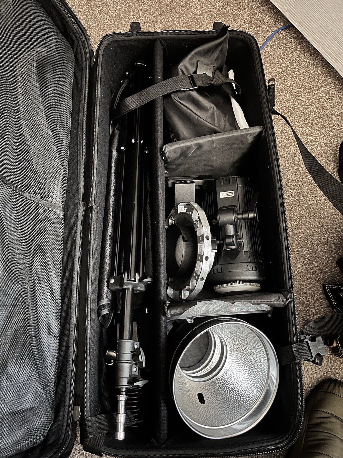 Pro Master Unplugged LED500D (partial set, READ DESCRIPTION)