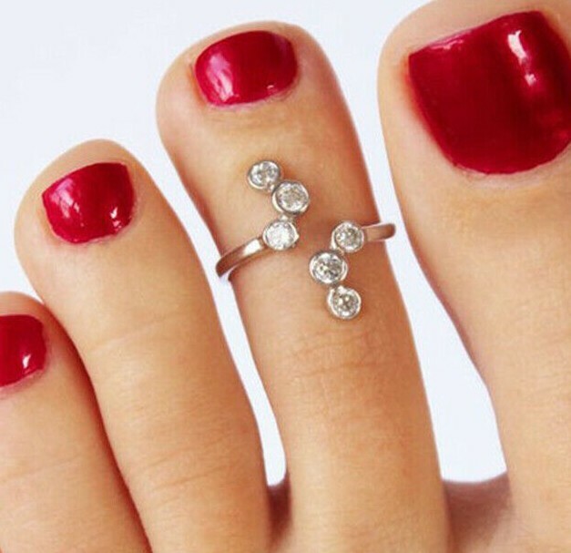 0.05cts RD Cubic Zirconia Small Women's Stylish Adjustable Toe Ring 925 Silver