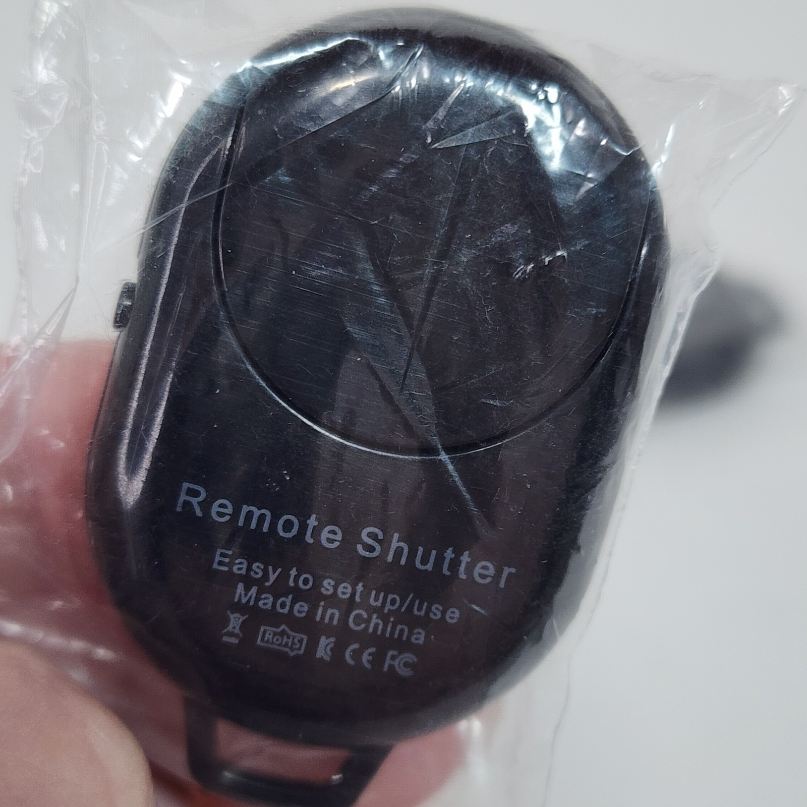 Bluetooth Selfie Shutter Remote Control for Cell Phones Bluetooth Wireless 2-Pk